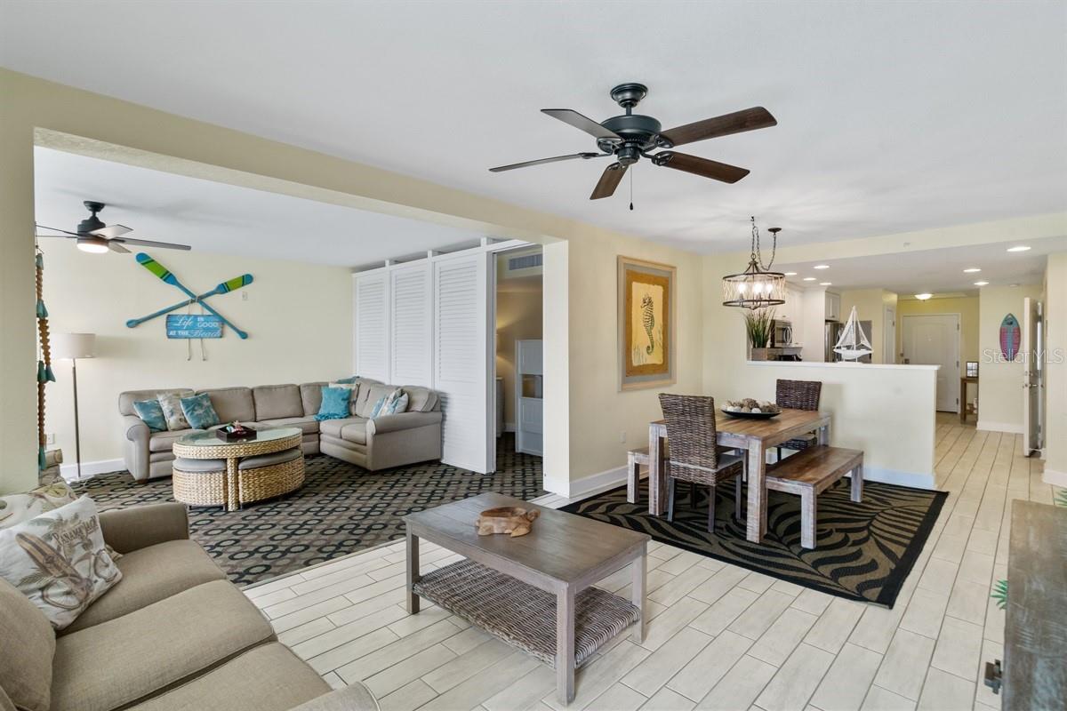 HARBOURSIDE AT MARKER 33 VACATION CONDO - Residential