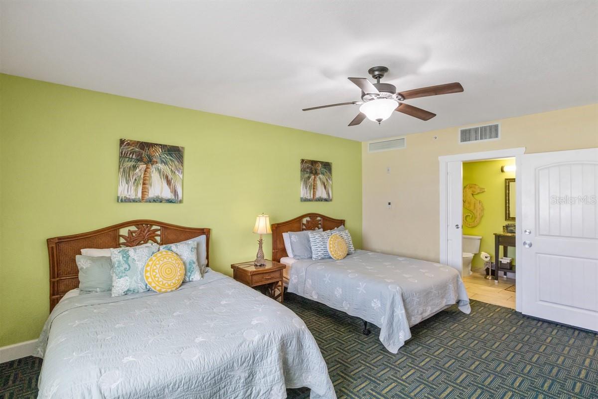 HARBOURSIDE AT MARKER 33 VACATION CONDO - Residential