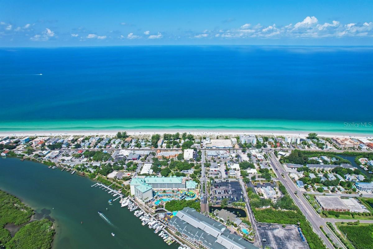 HARBOURSIDE AT MARKER 33 VACATION CONDO - Residential