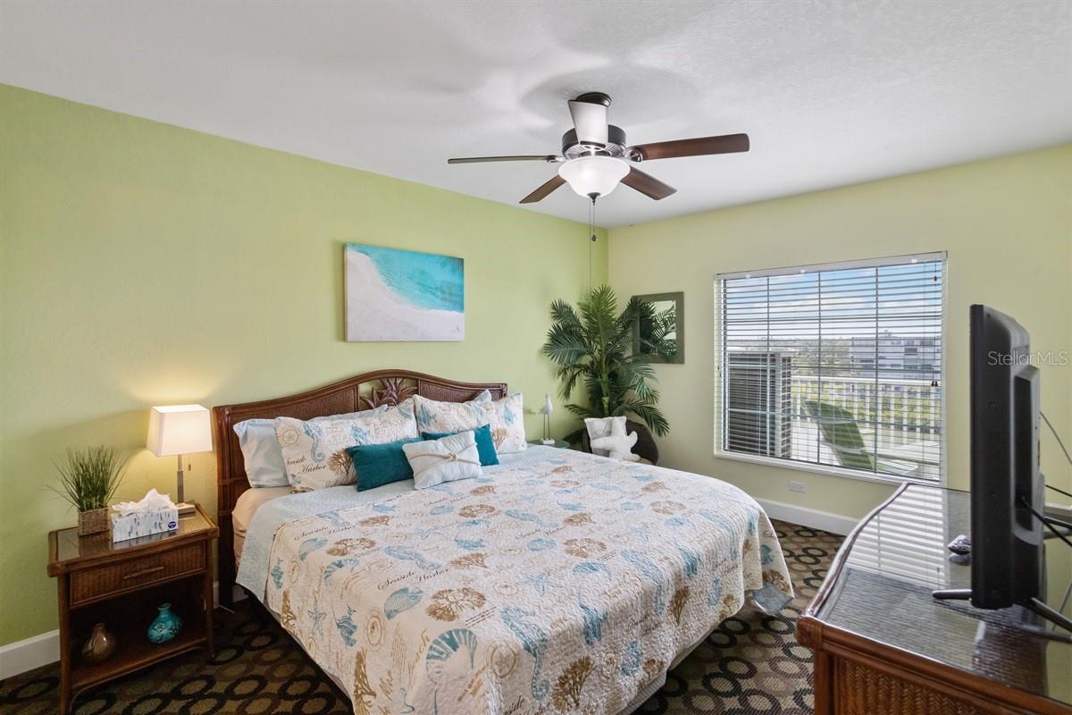 HARBOURSIDE AT MARKER 33 VACATION CONDO - Residential