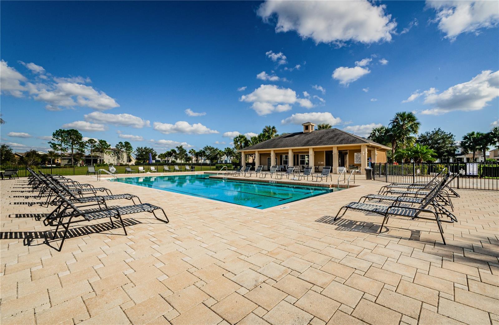 AVALON PARK WEST - Residential