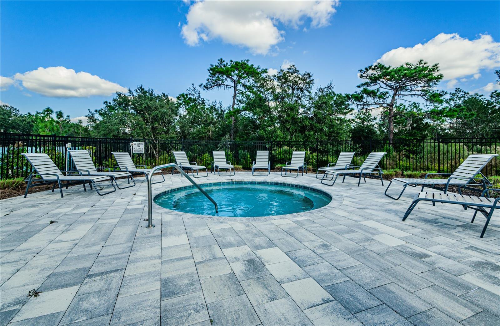 AVALON PARK WEST - Residential