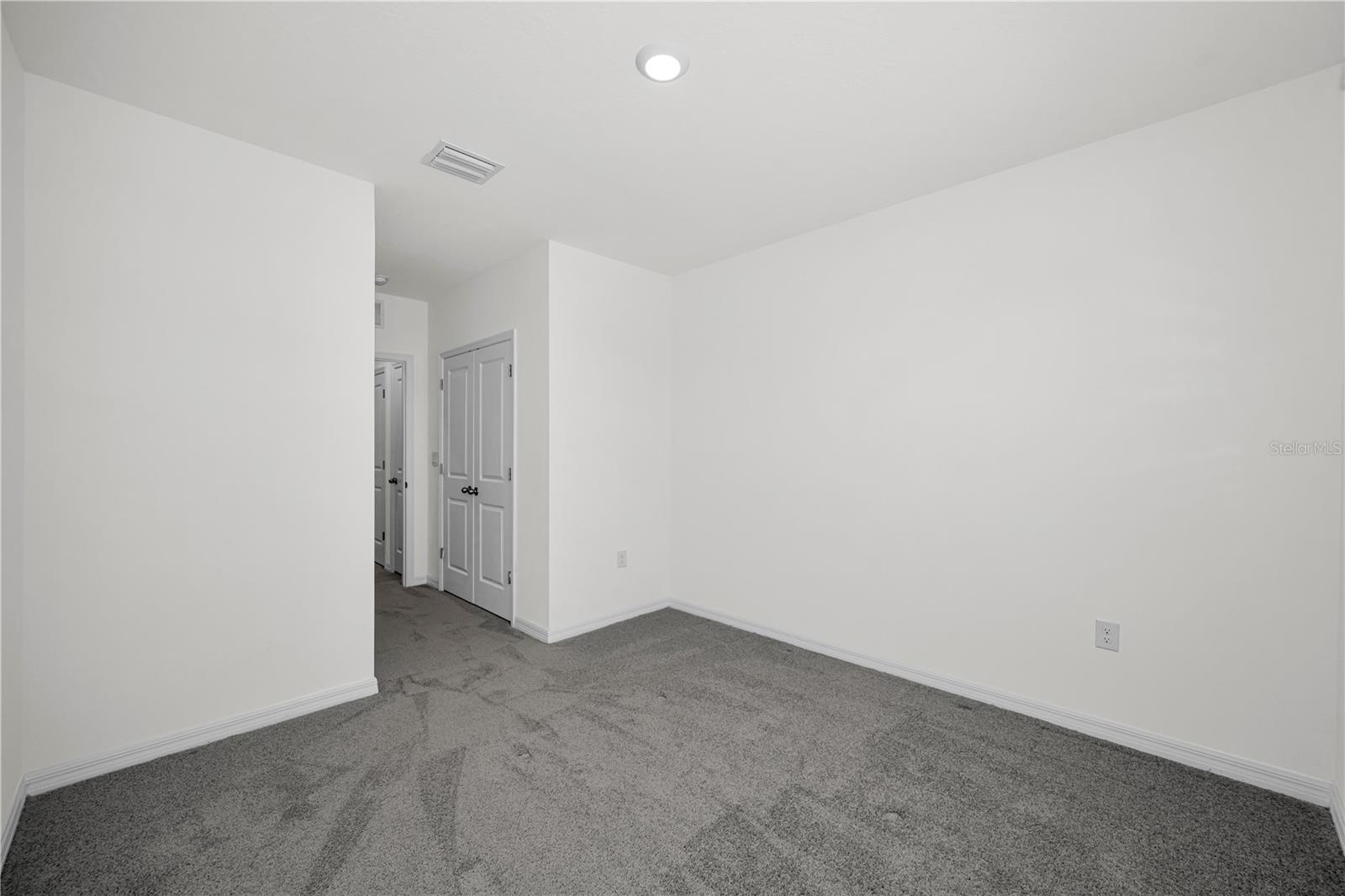 AVALON PARK WEST - Residential