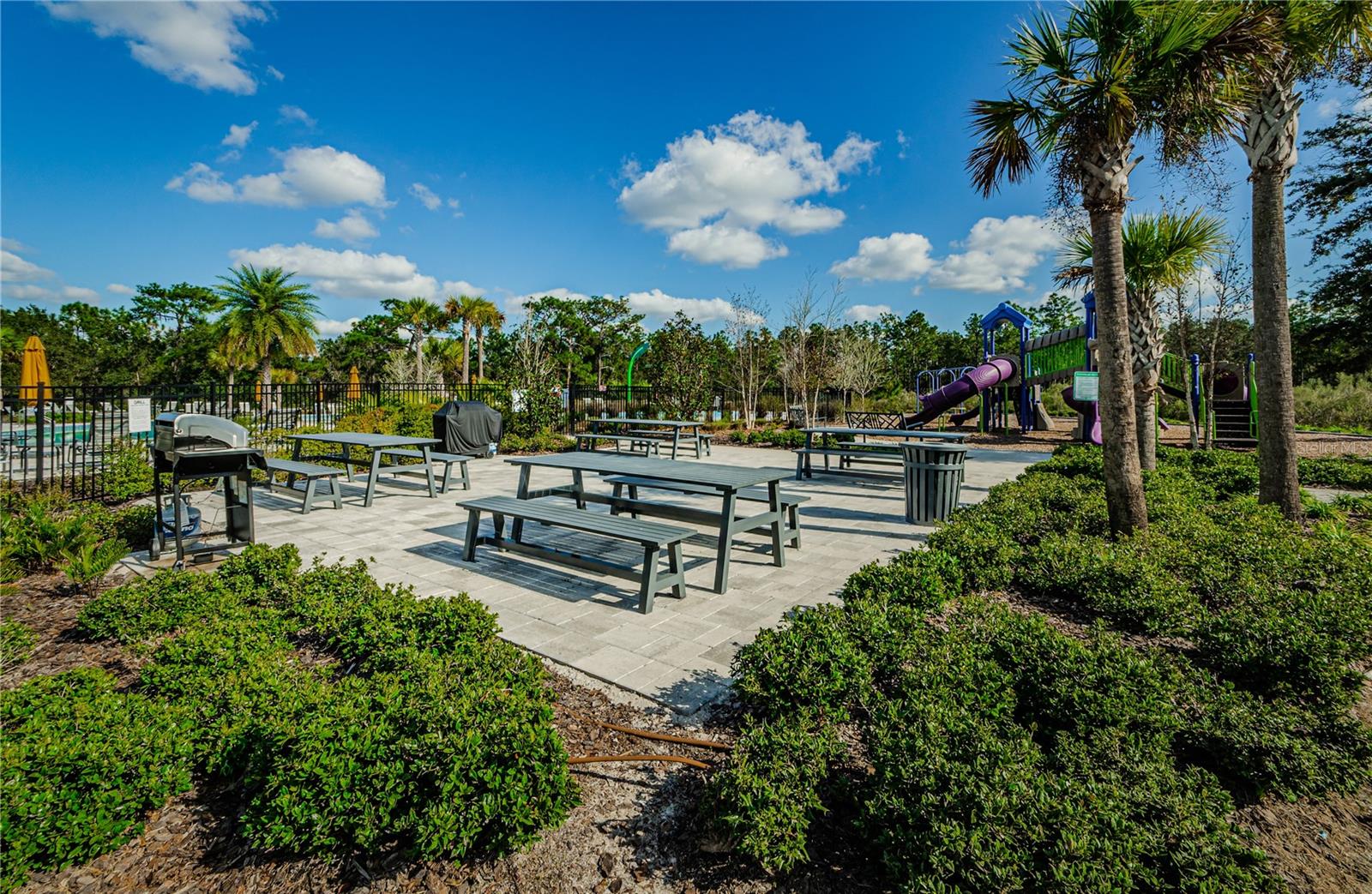 AVALON PARK WEST - Residential