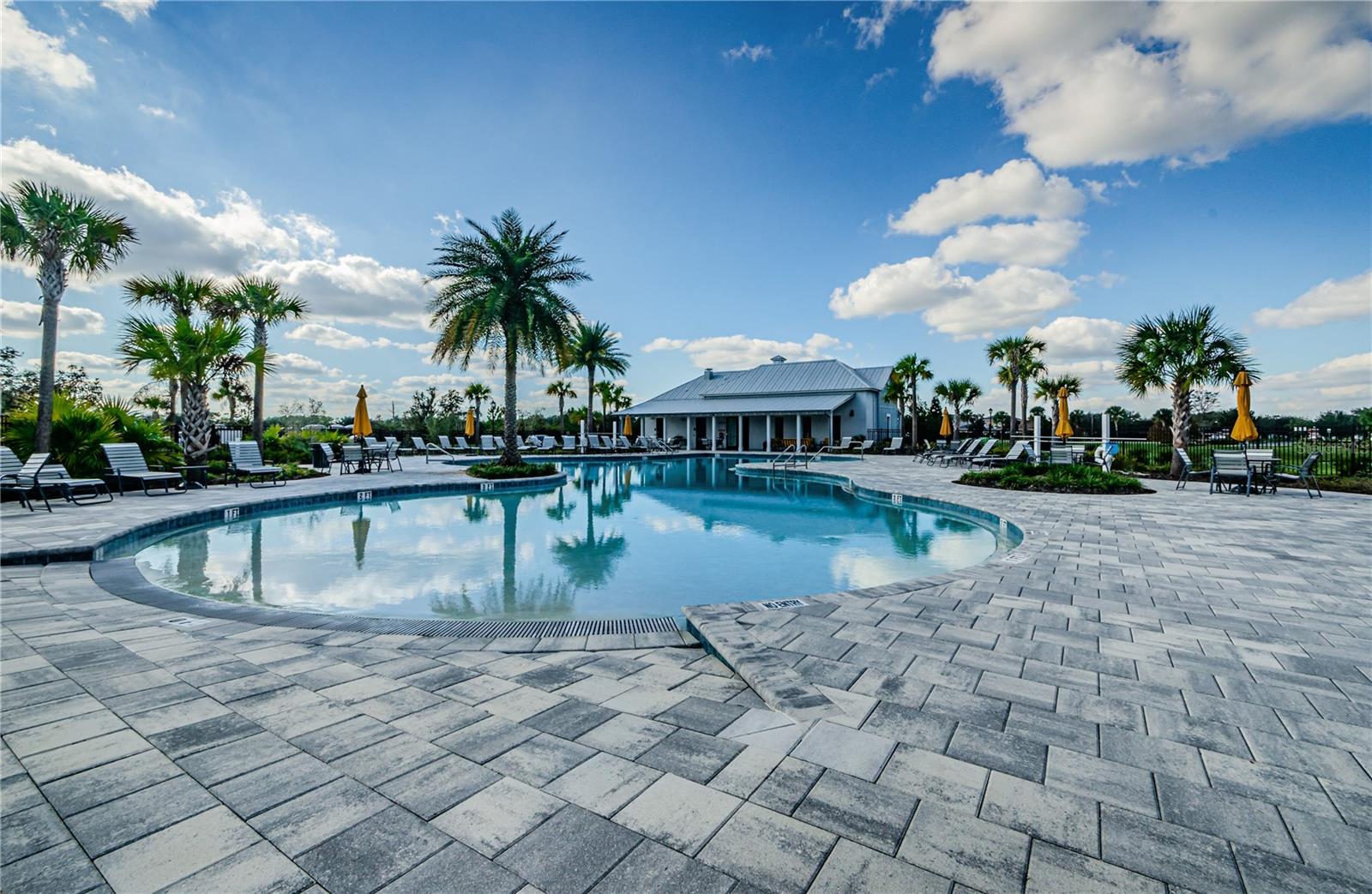 AVALON PARK WEST - Residential