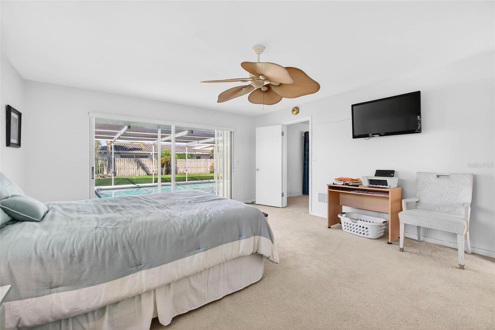 YACHT CLUB ESTATES - Residential