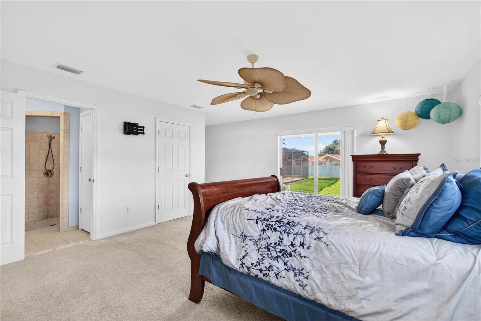 YACHT CLUB ESTATES - Residential