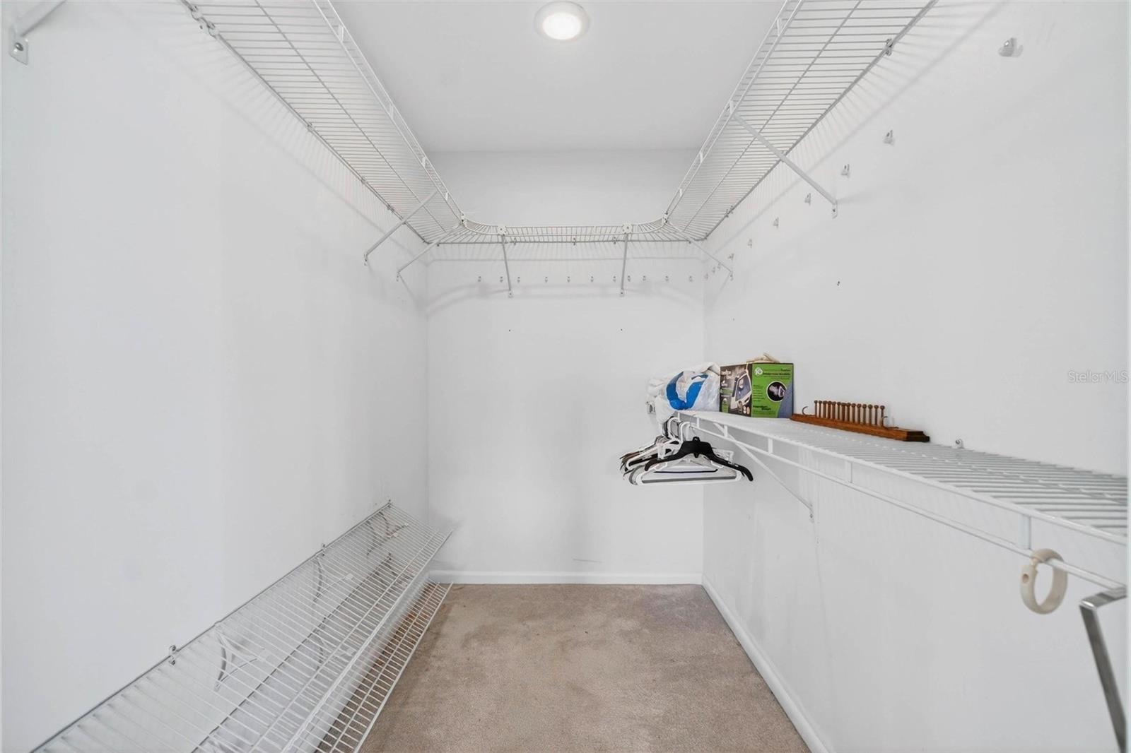 YACHT CLUB ESTATES - Residential