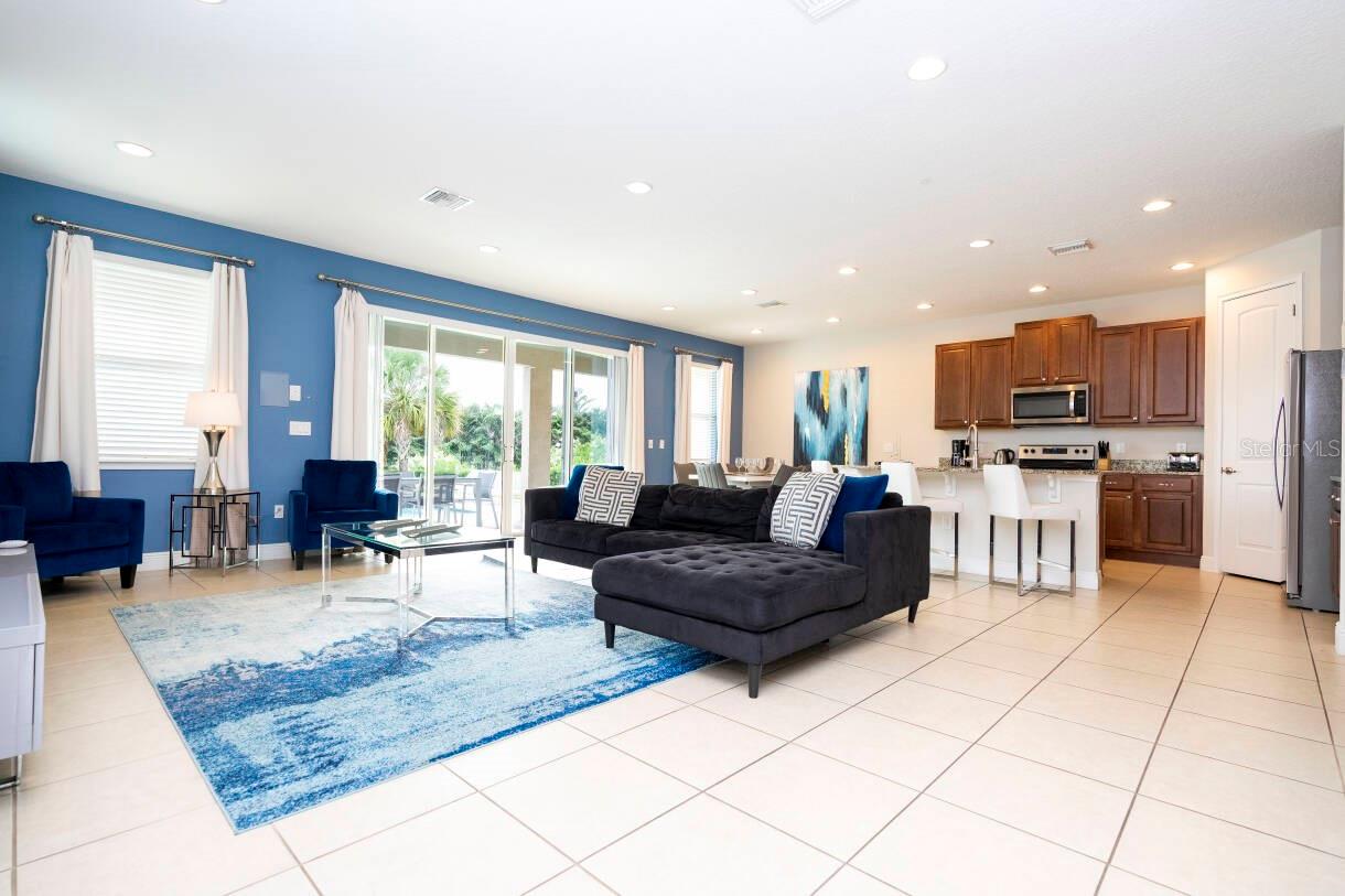 REUNION WEST PH 2 EAST - Residential