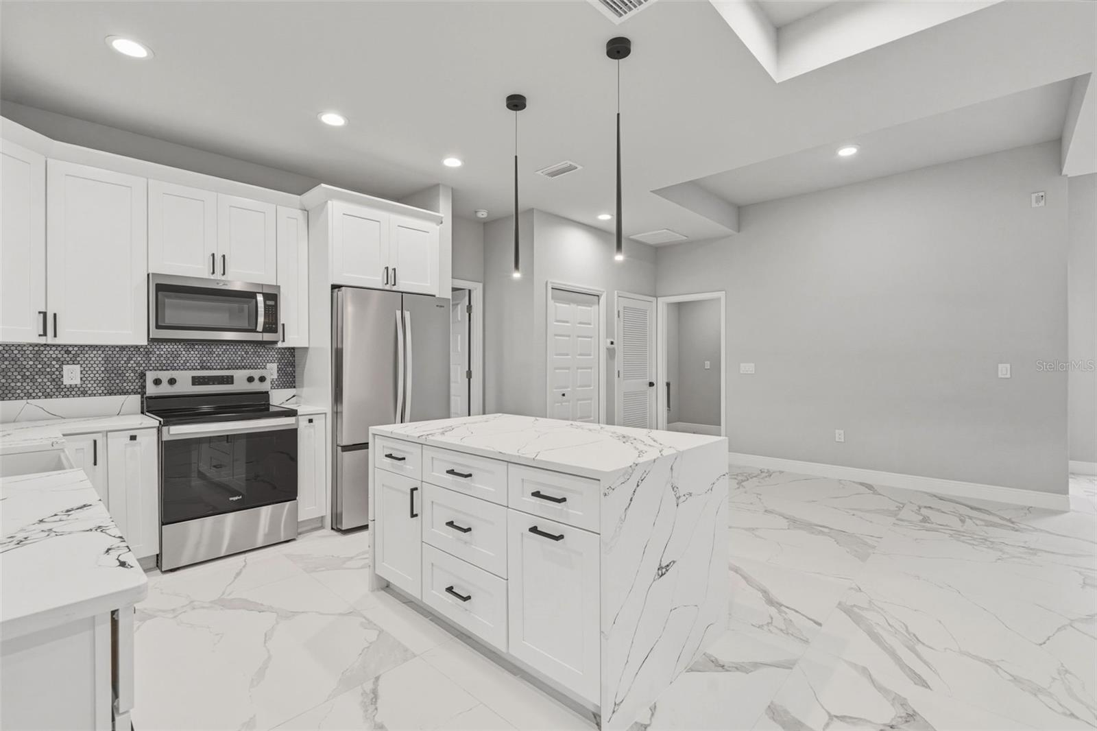 NORTH PORT - Residential