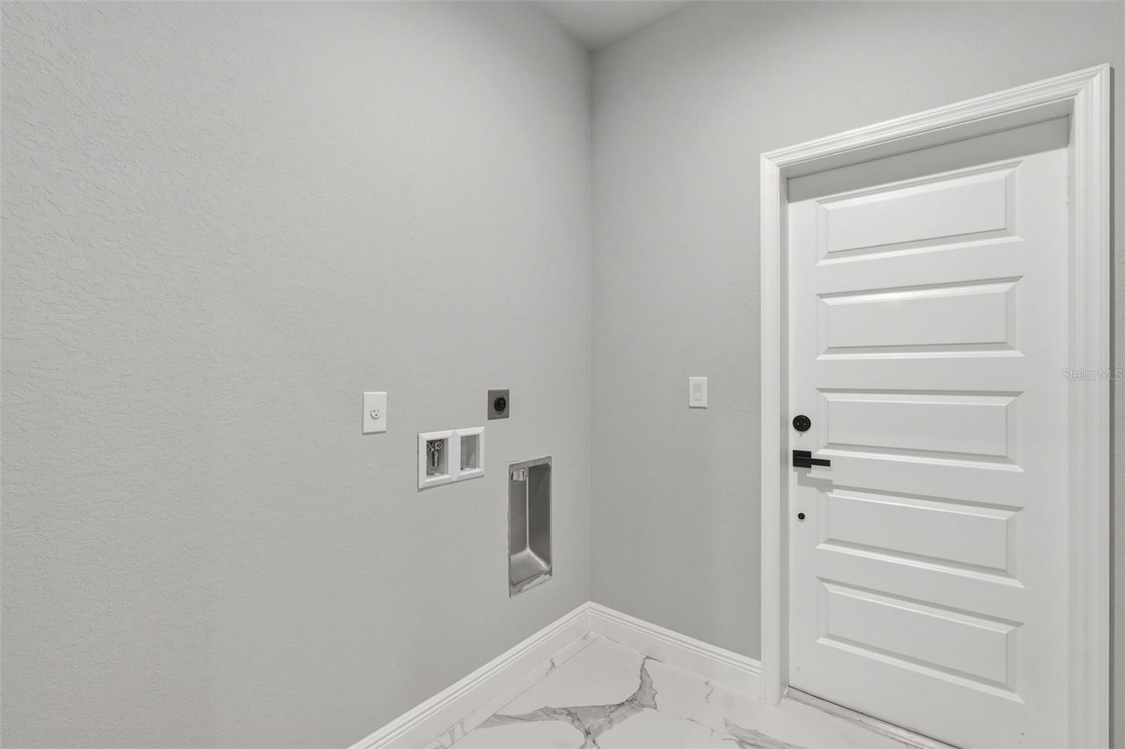 NORTH PORT - Residential
