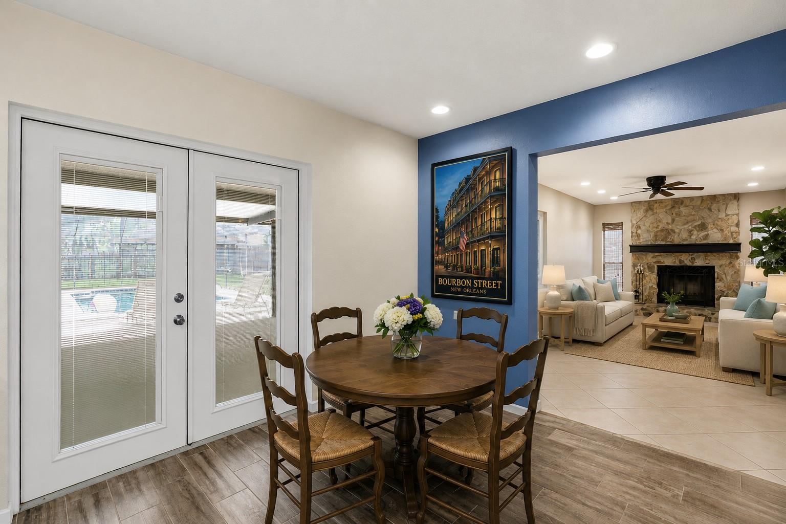 302 BLOOMINGFIELD DRIVE