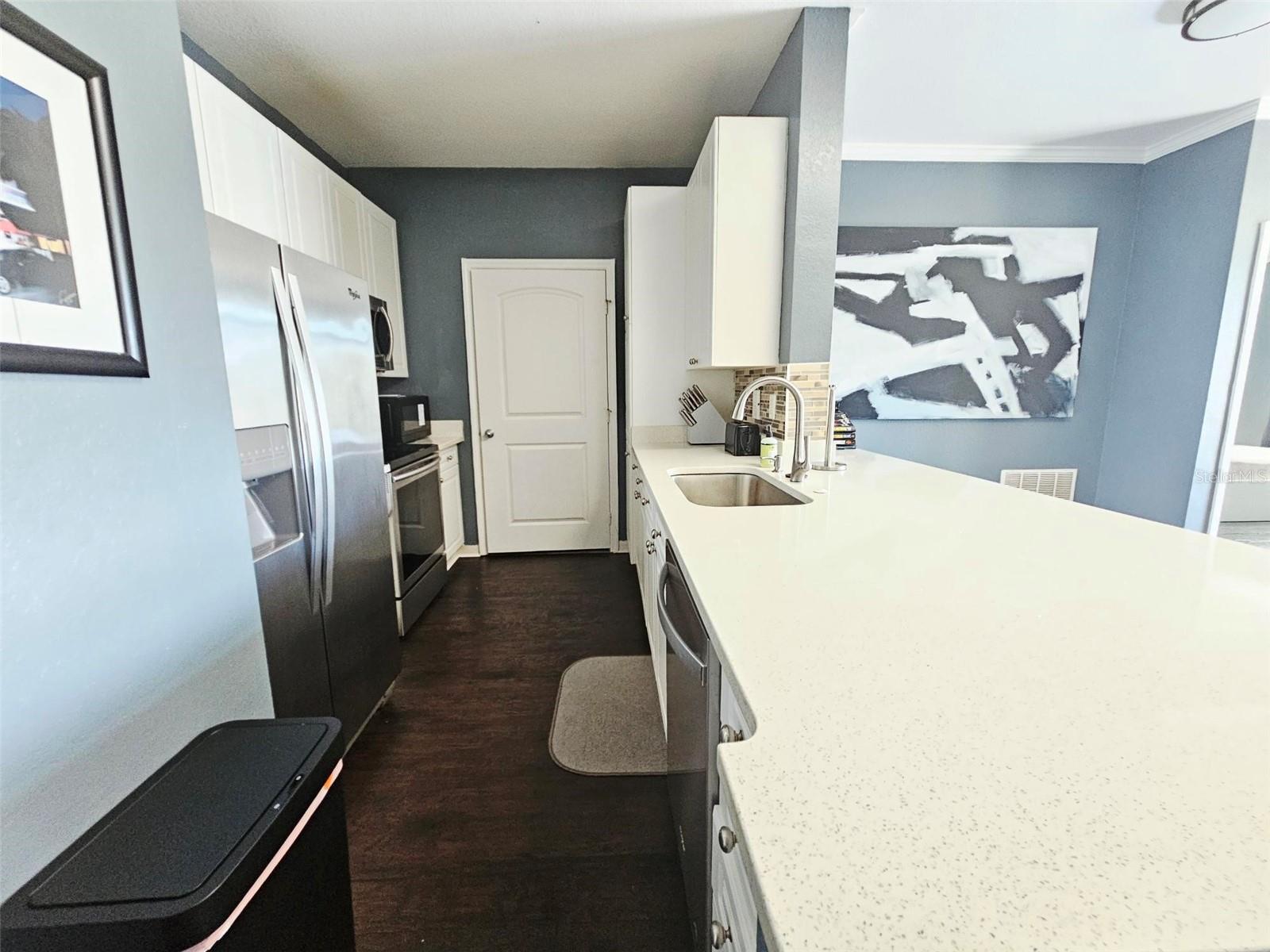 VILLA SONOMA AT INTERNATIONAL - Residential