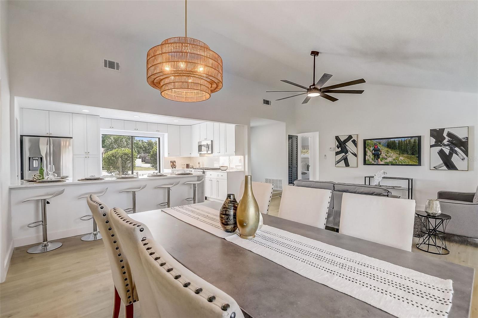 HIGHLAND HILLS - Residential