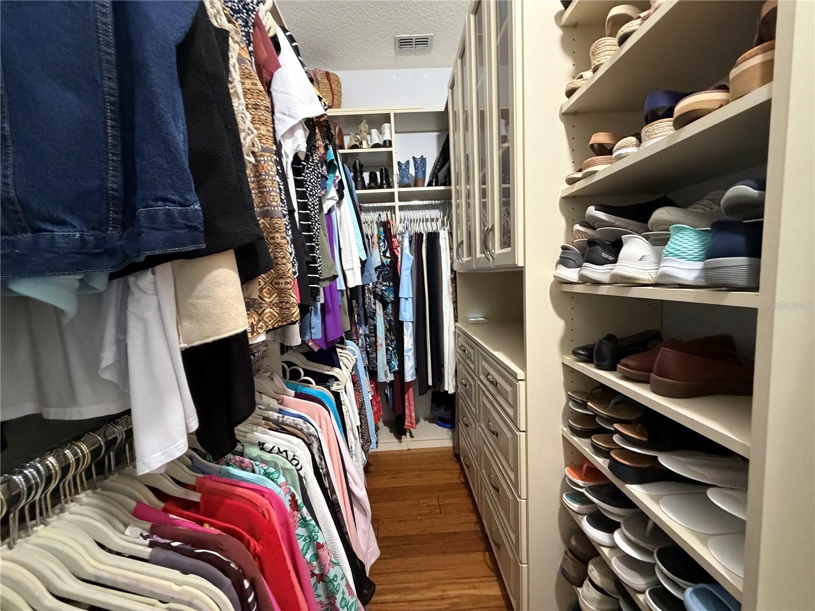 VICTORIA PARK SOUTHWEST INC 1 / VICTORIA HILLS - Residential