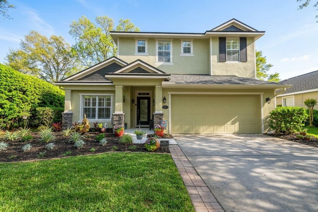 Photo of 103 Ridgeway Boulevard, Deland, FL 32724 (MLS # V4948020)