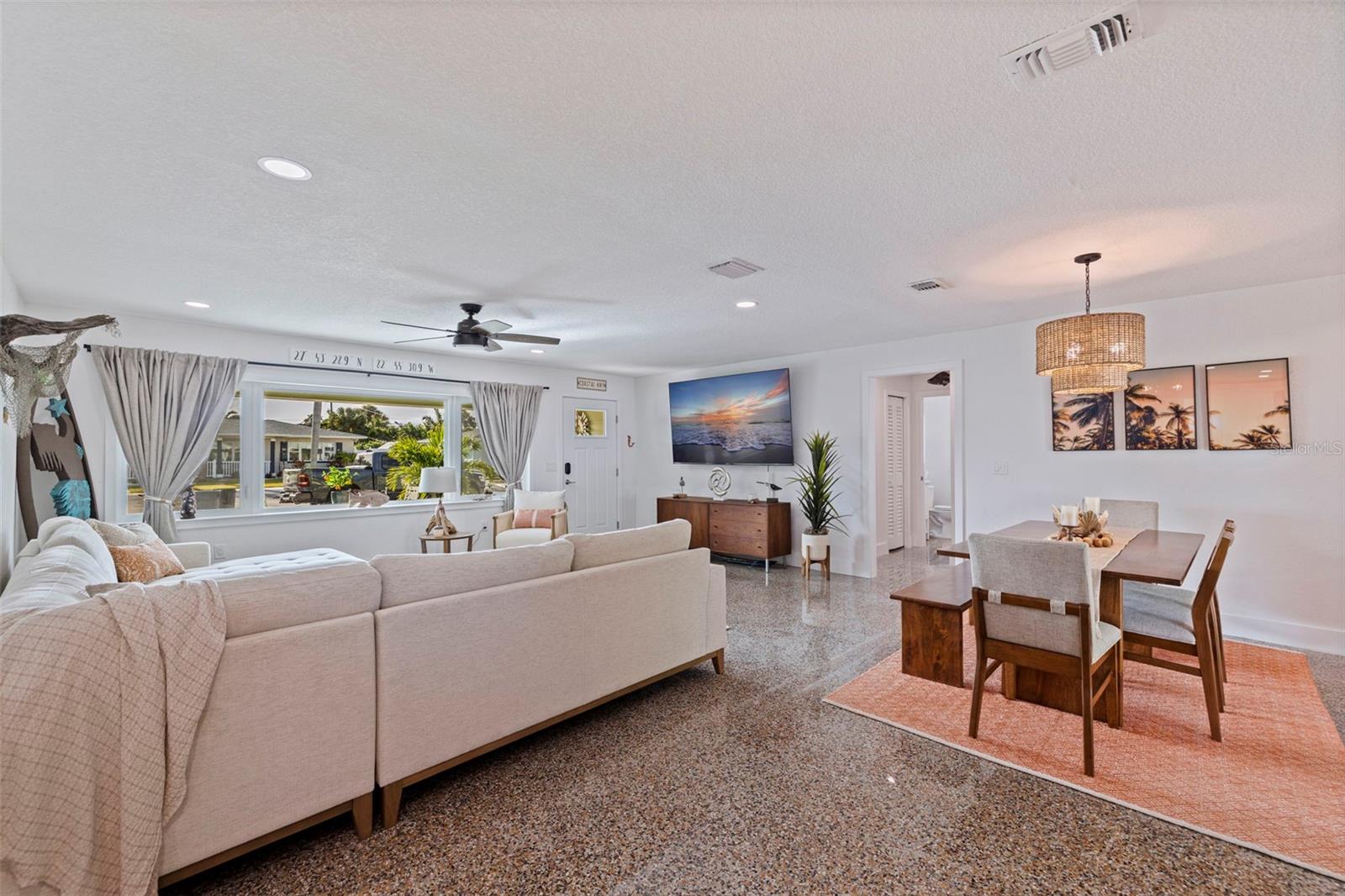 ST PETERSBURG BEACH NORTH UNIT 7 - Residential