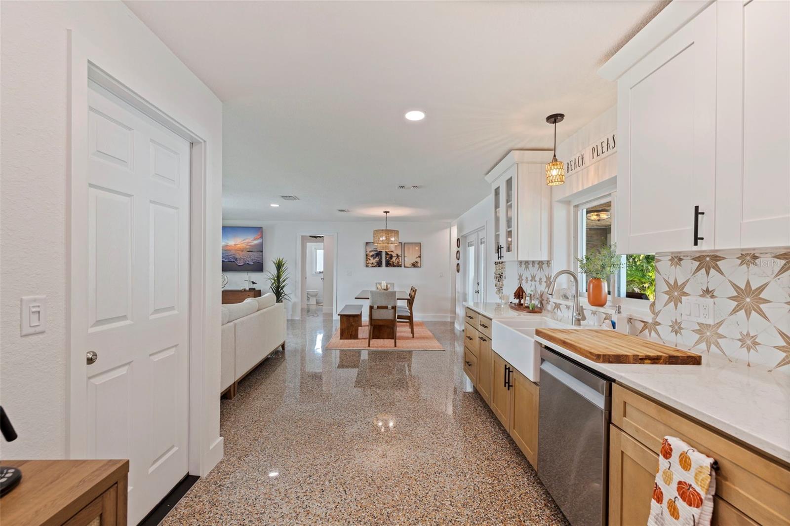 ST PETERSBURG BEACH NORTH UNIT 7 - Residential