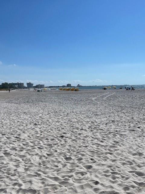 ST PETERSBURG BEACH NORTH UNIT 7 - Residential