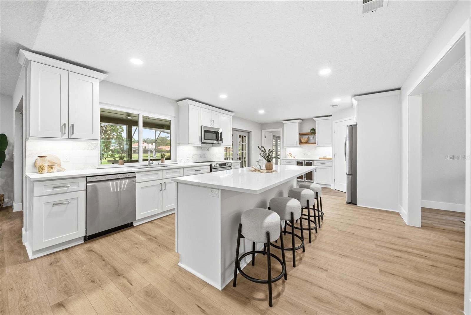 ORANGE TREE COUNTRY CLUB - Residential