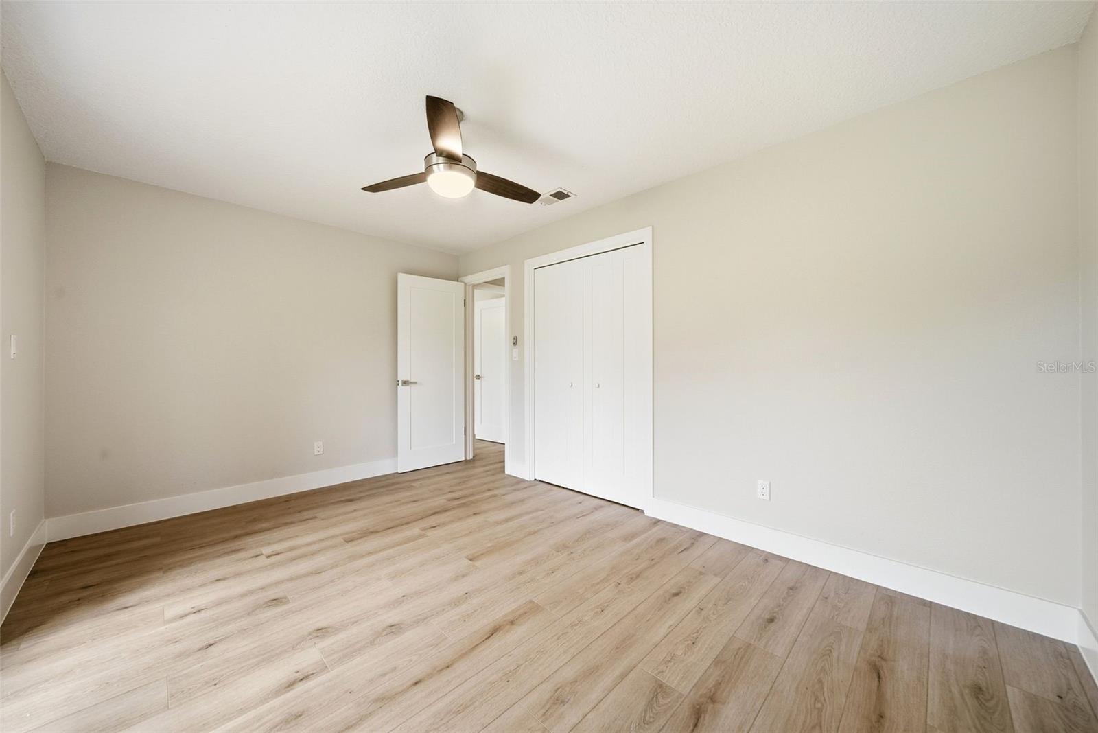 ORANGE TREE COUNTRY CLUB - Residential