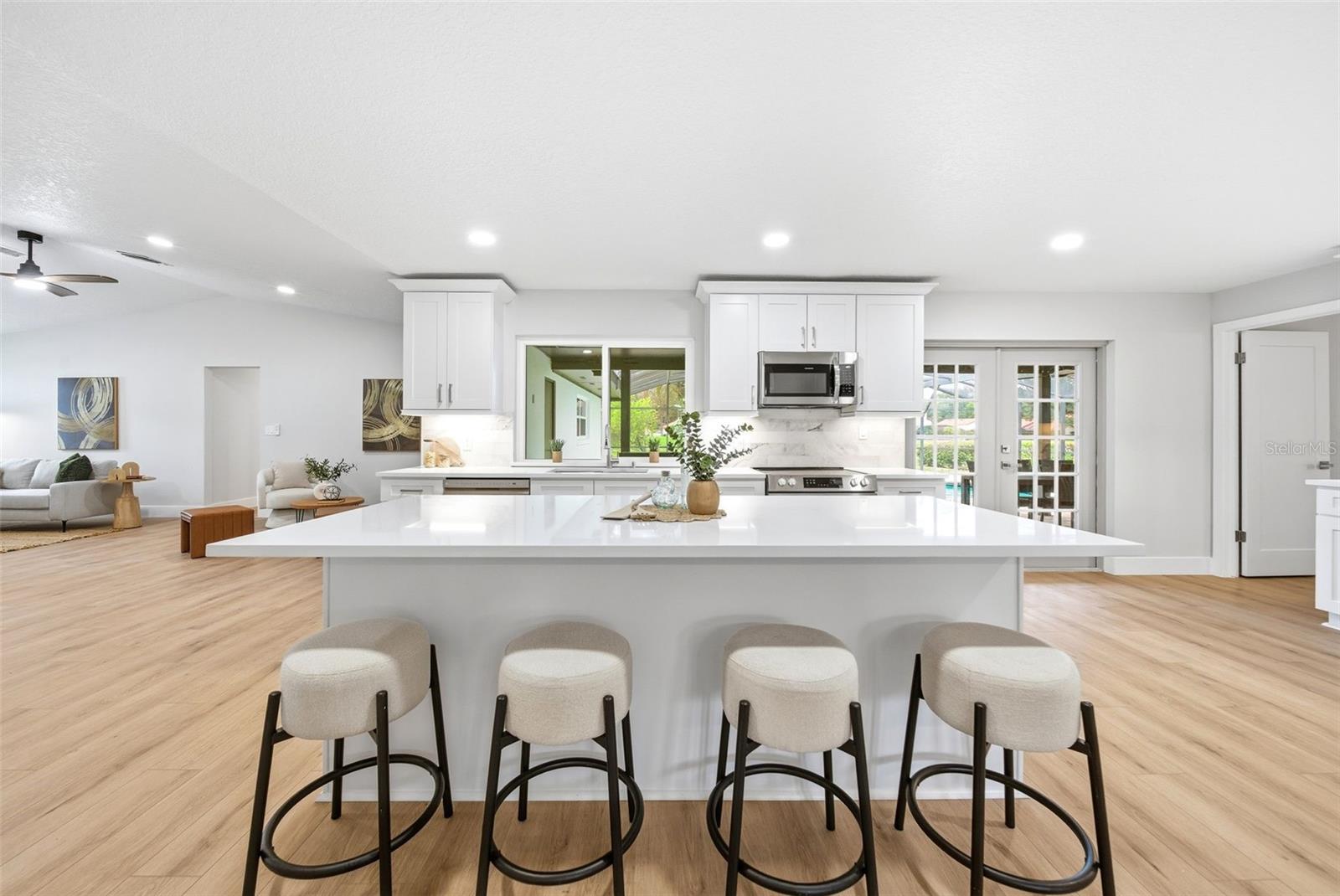 ORANGE TREE COUNTRY CLUB - Residential