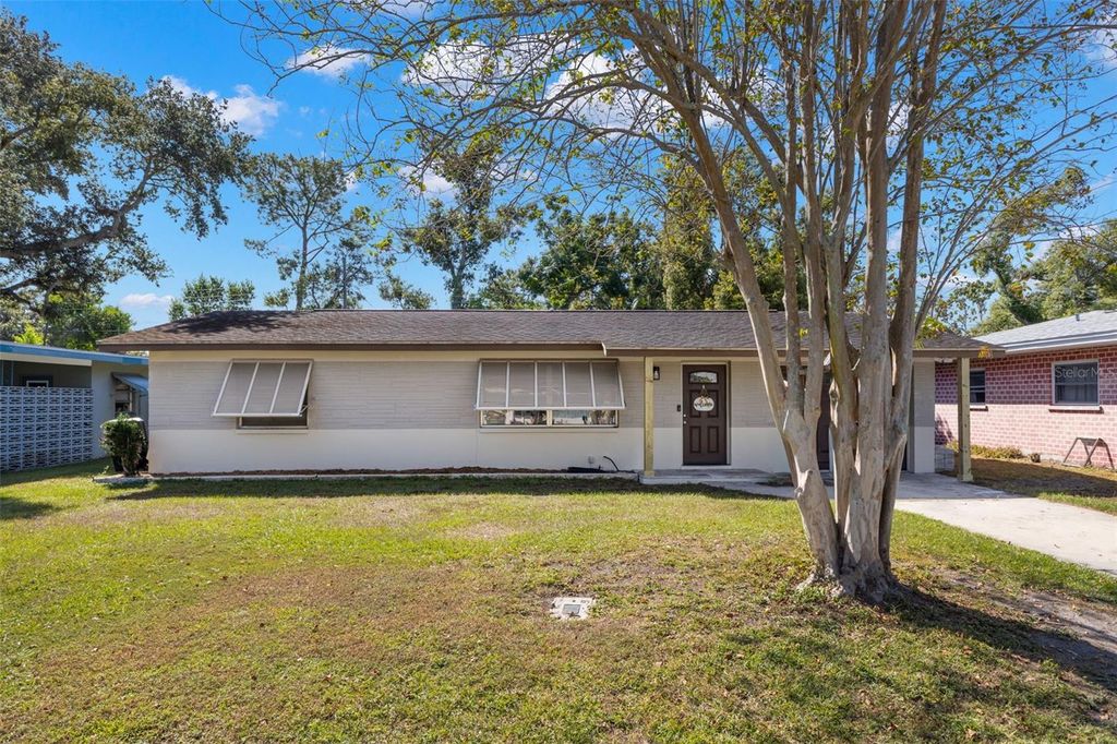 Photo of 2241 Terrace Drive N, Clearwater, FL 33765 (MLS # TB8439655)