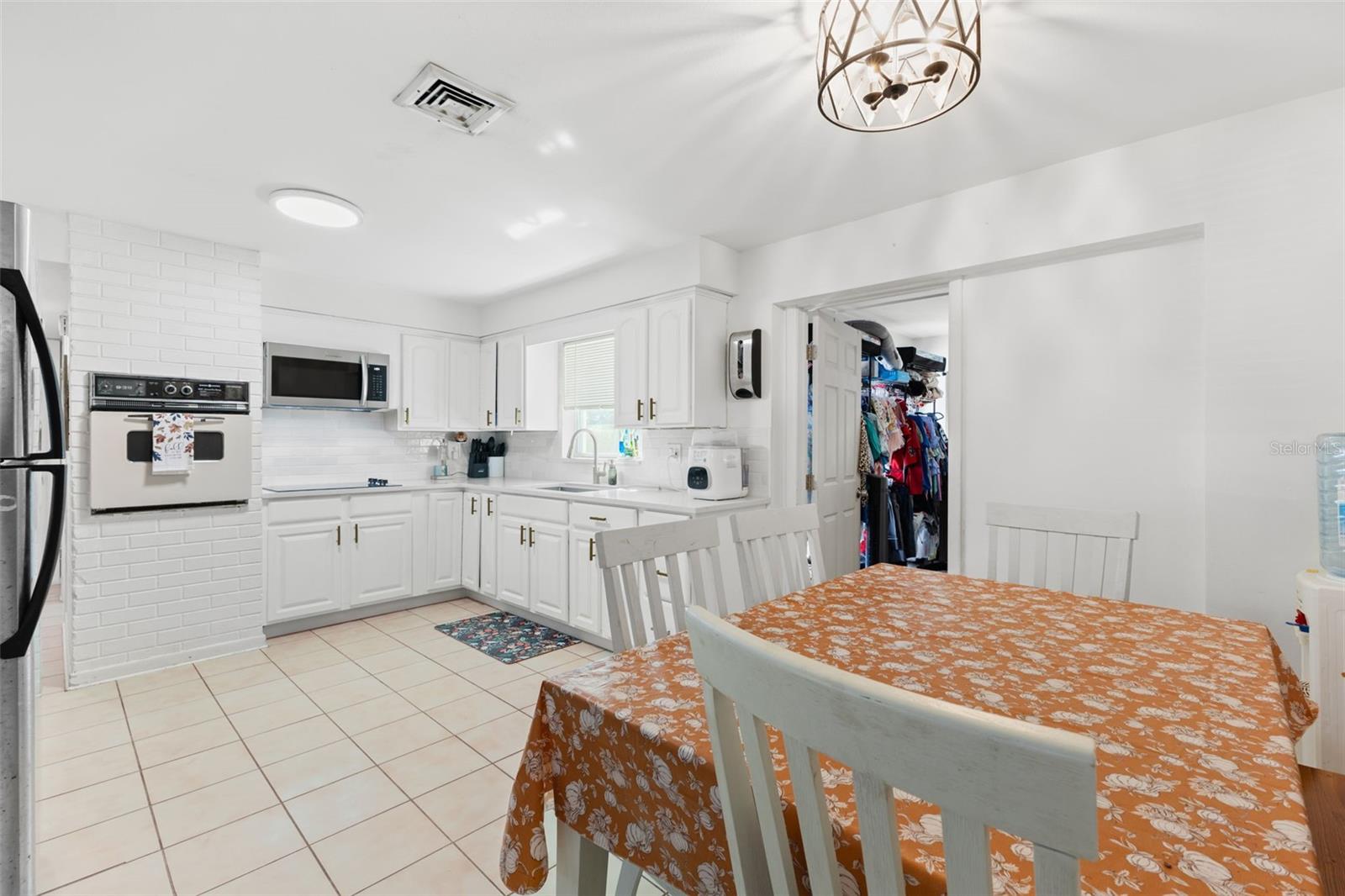 TEMPLE TERRACE - Residential