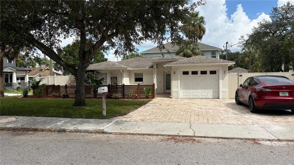 6001 N LYNN AVE, TAMPA, FL 33604 - Image 758ebfabb0a019f47b3cb2115ffcfa2b/385847272