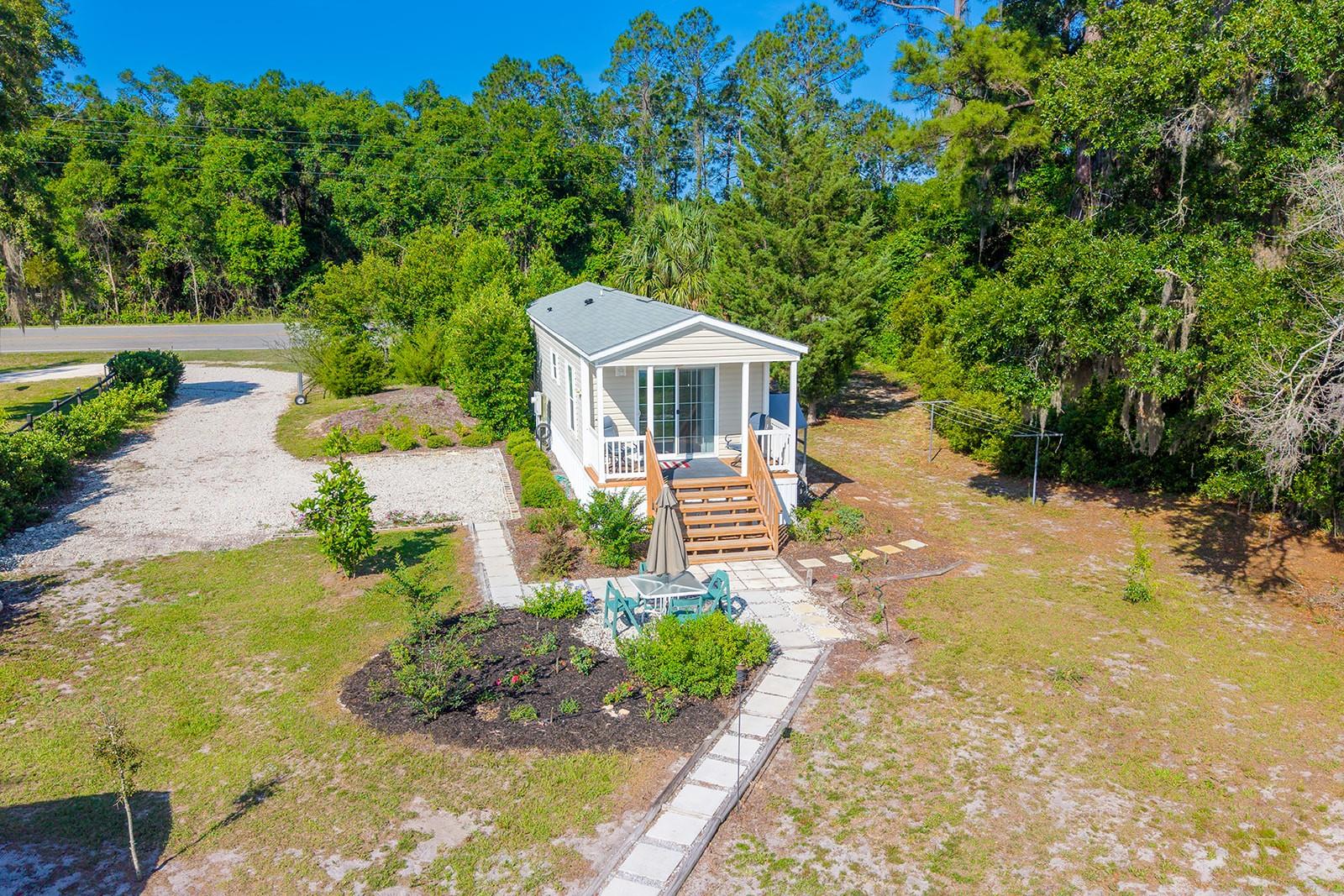 588 S COUNTY ROAD 21