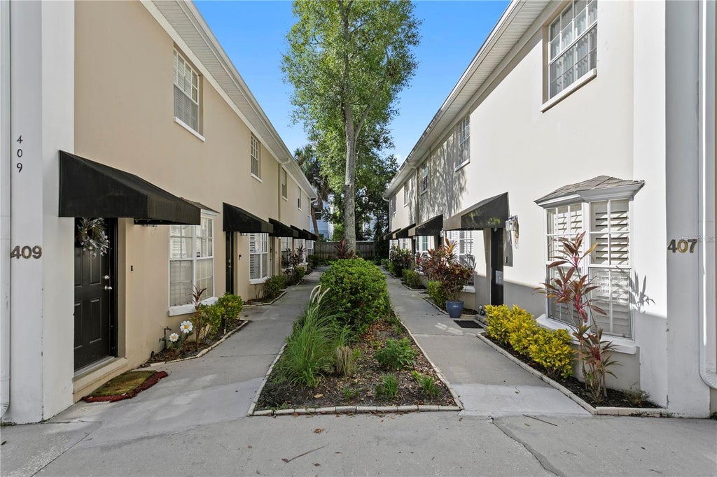Photo of 409 S Audubon Avenue #2, Tampa, FL 33609 (MLS # TB8544920)
