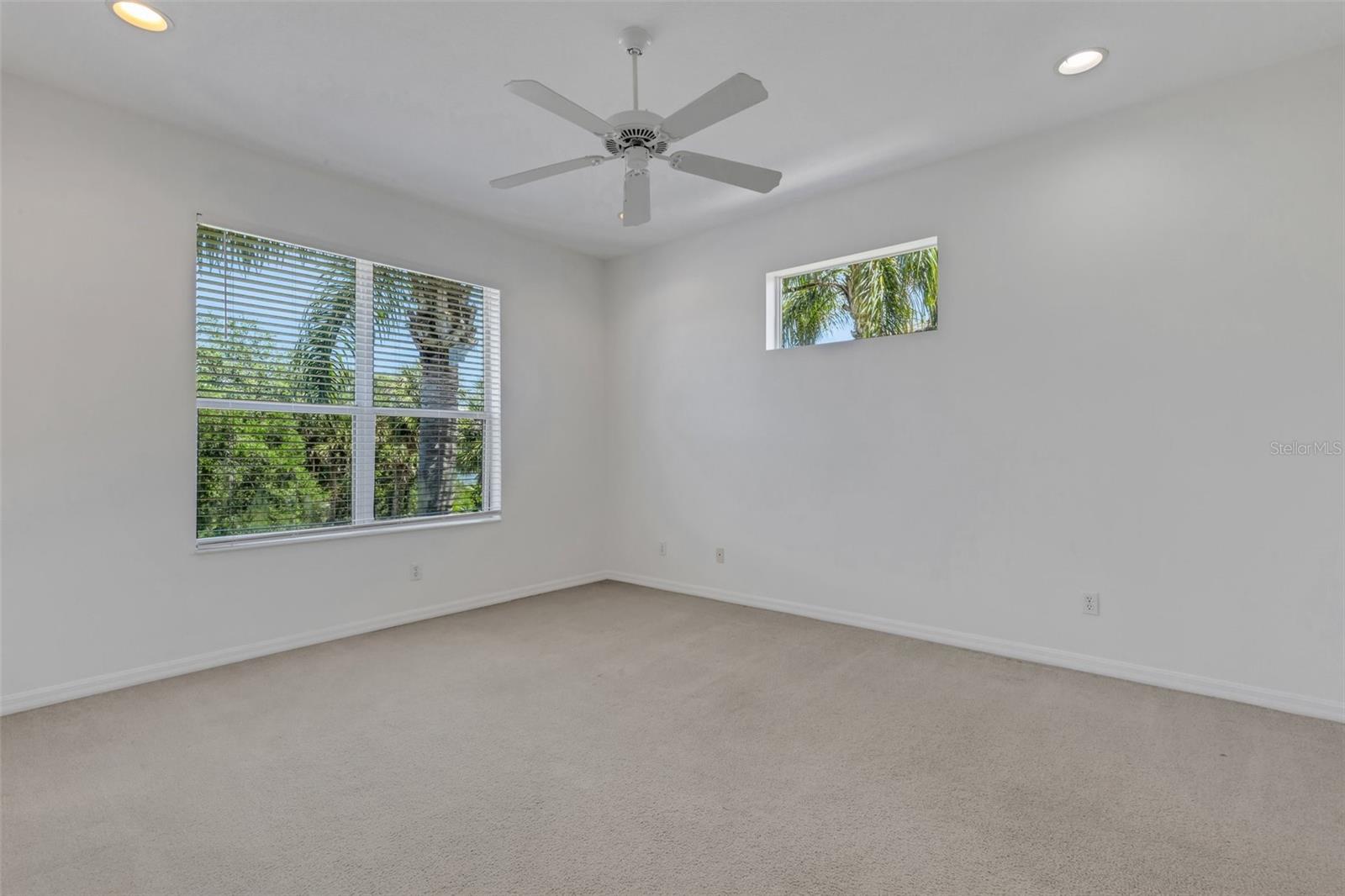 HARBORAGE ON BRADEN RIVER III PH II - Residential