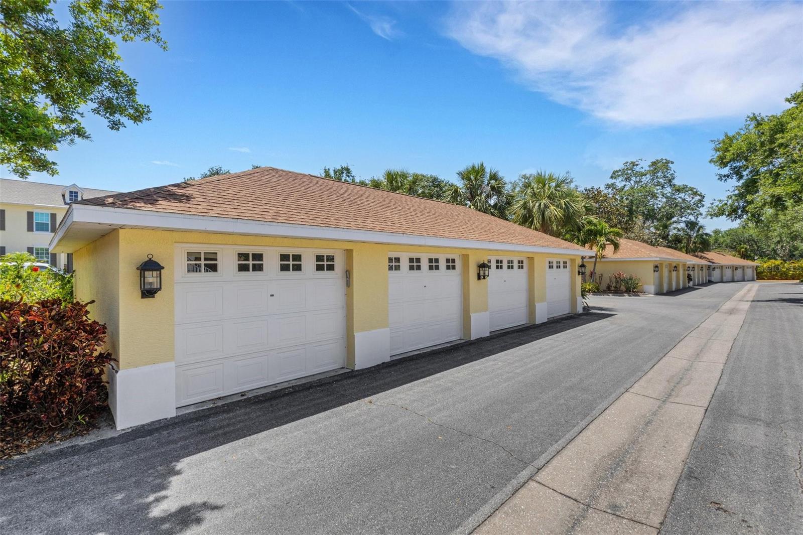 HARBORAGE ON BRADEN RIVER III PH II - Residential