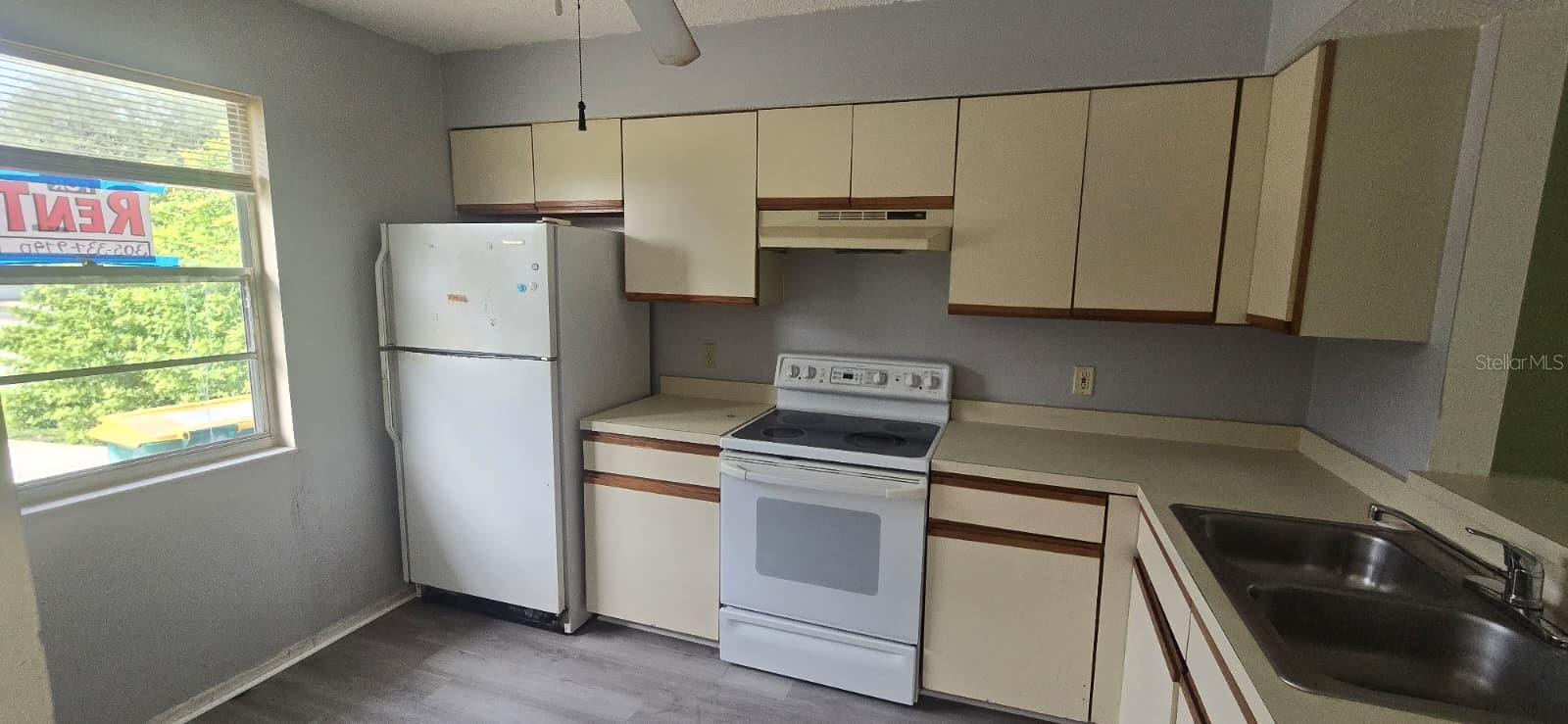 PORT CHARLOTTE SEC 032 - Residential Lease