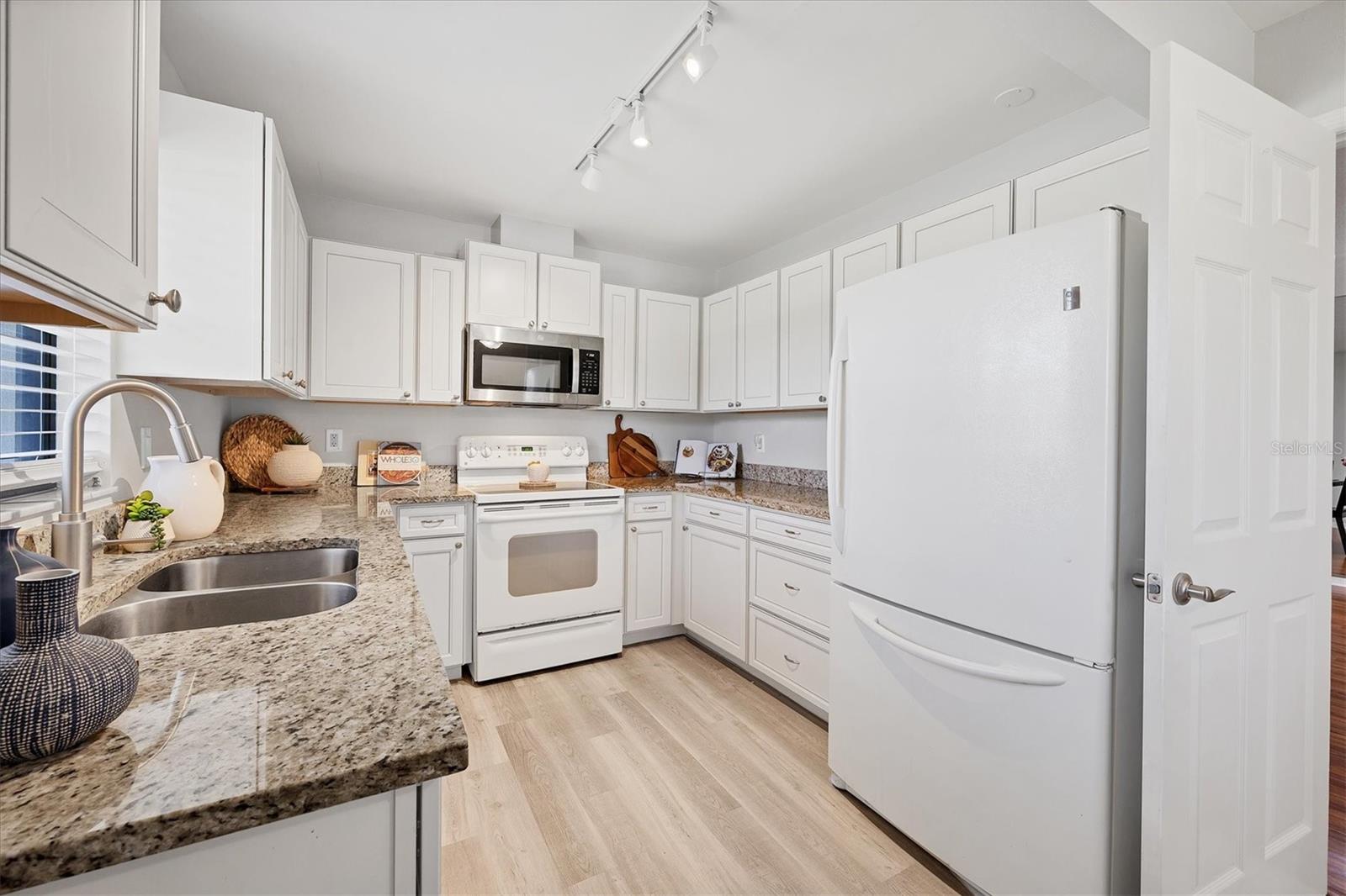 BALLANTRAE - Residential