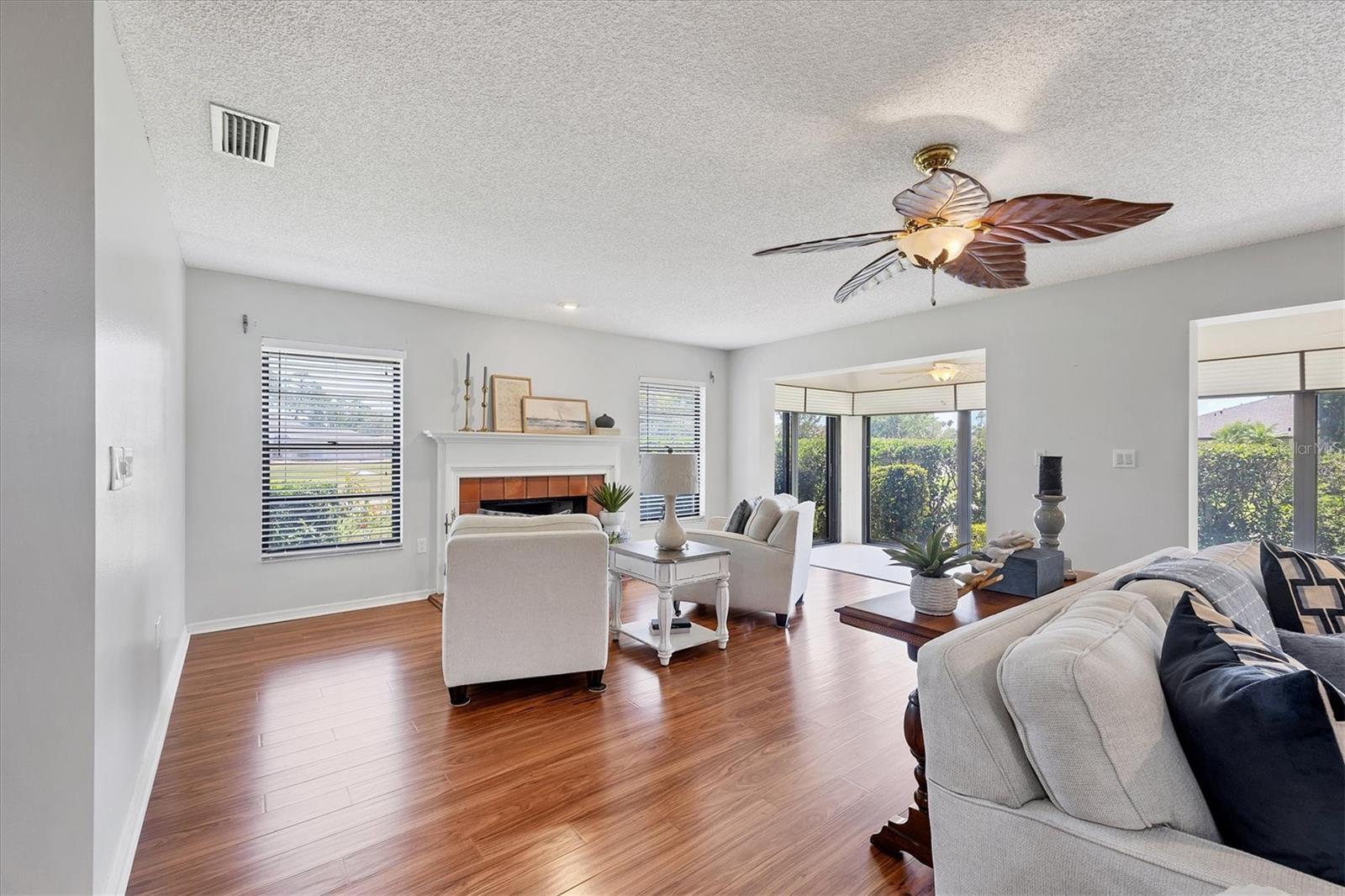 BALLANTRAE - Residential