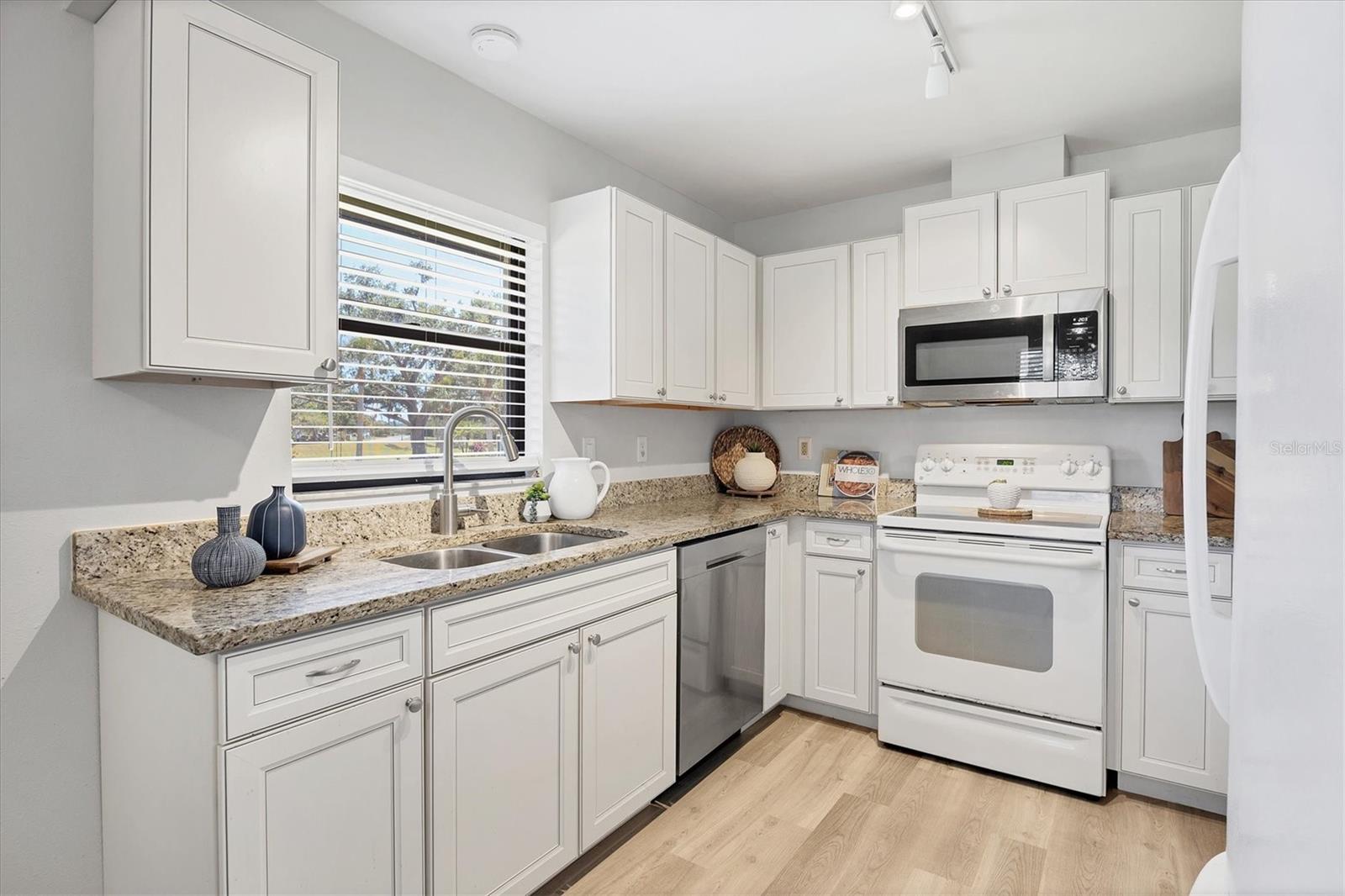 BALLANTRAE - Residential