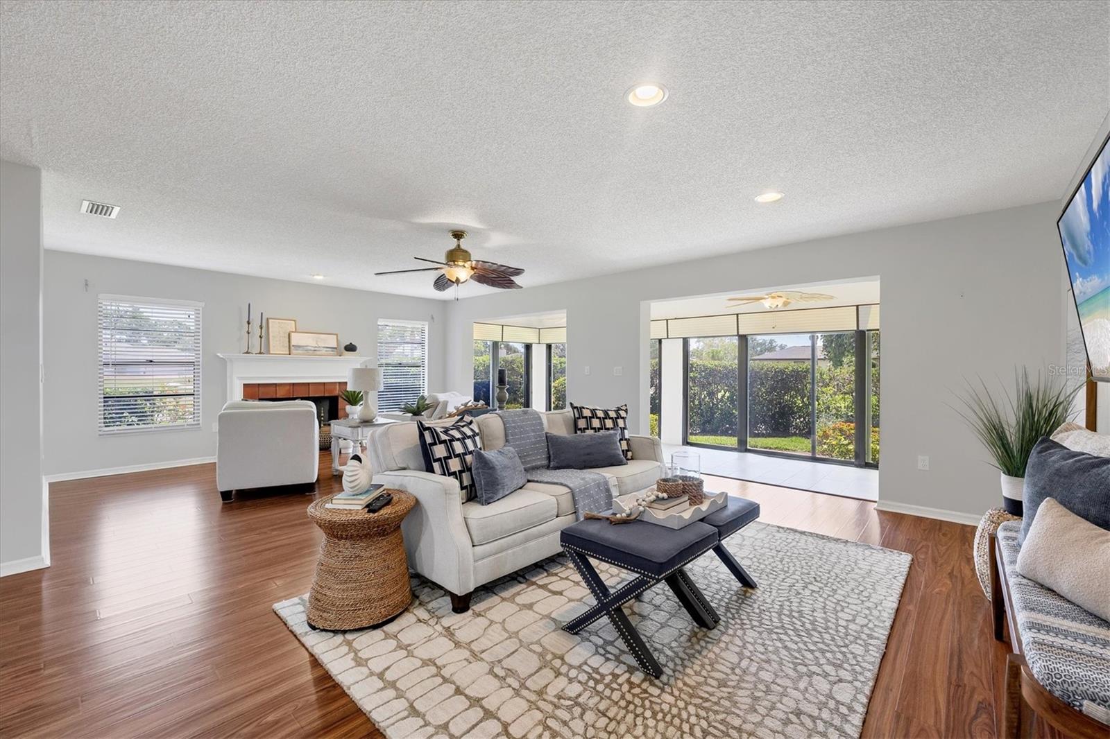 BALLANTRAE - Residential