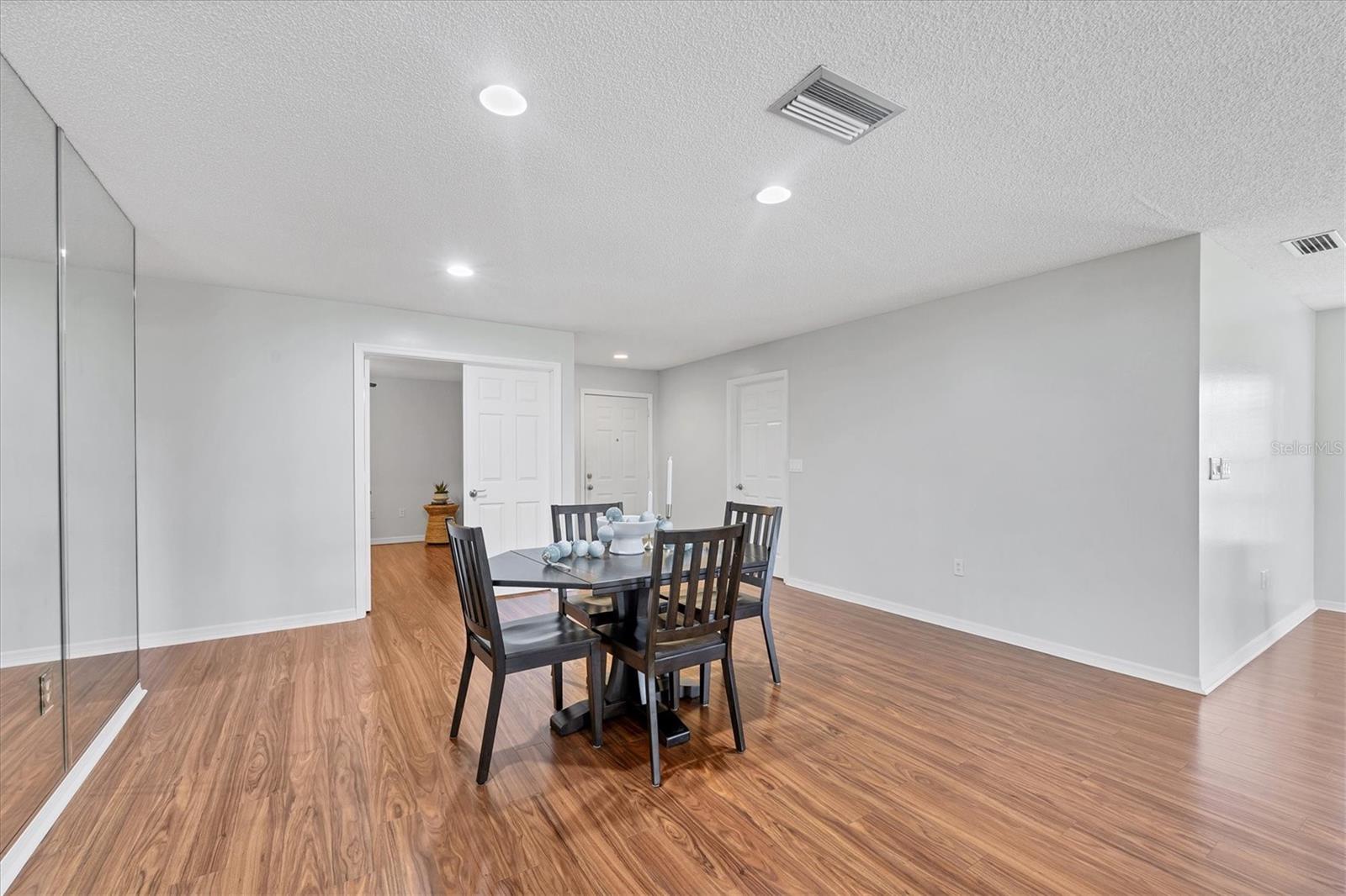 BALLANTRAE - Residential