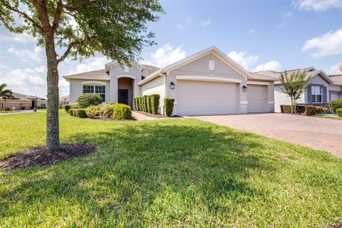 Photo of 3136 Langdon Lane, Winter Haven, FL 33884 (MLS # L4953050)