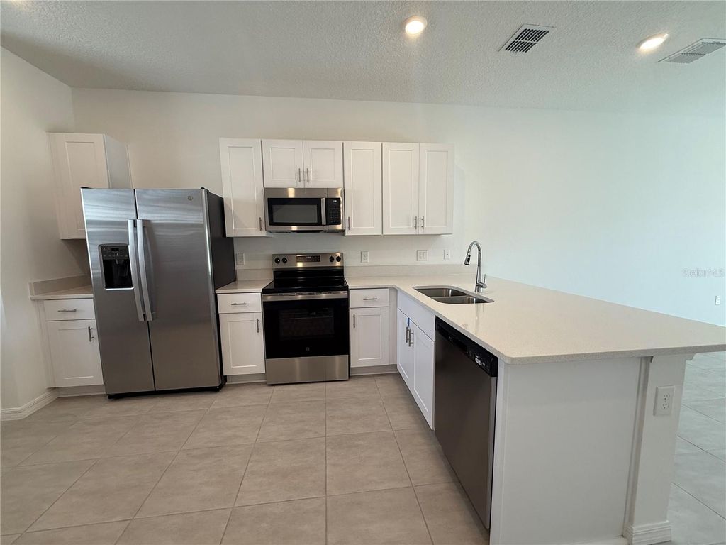 Photo of 3009 Skyline Loop, Kissimmee, FL 34758 (MLS # O6390292)