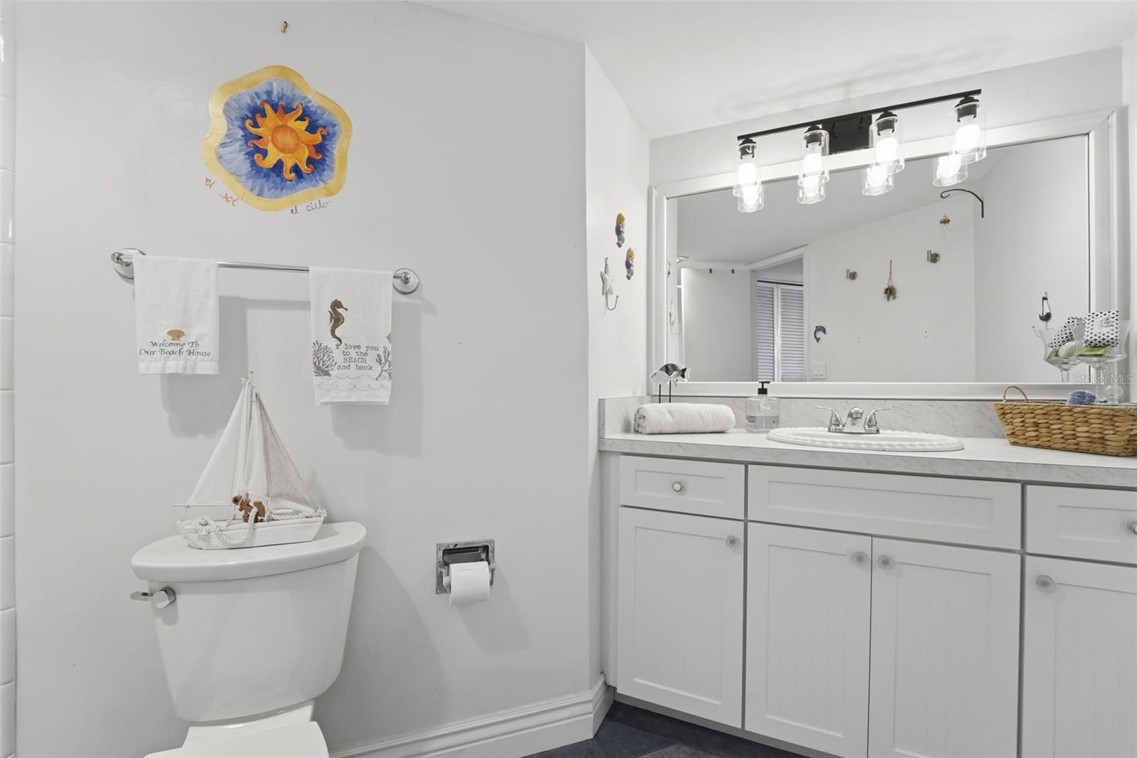 OCEAN 01 CONDO - Residential