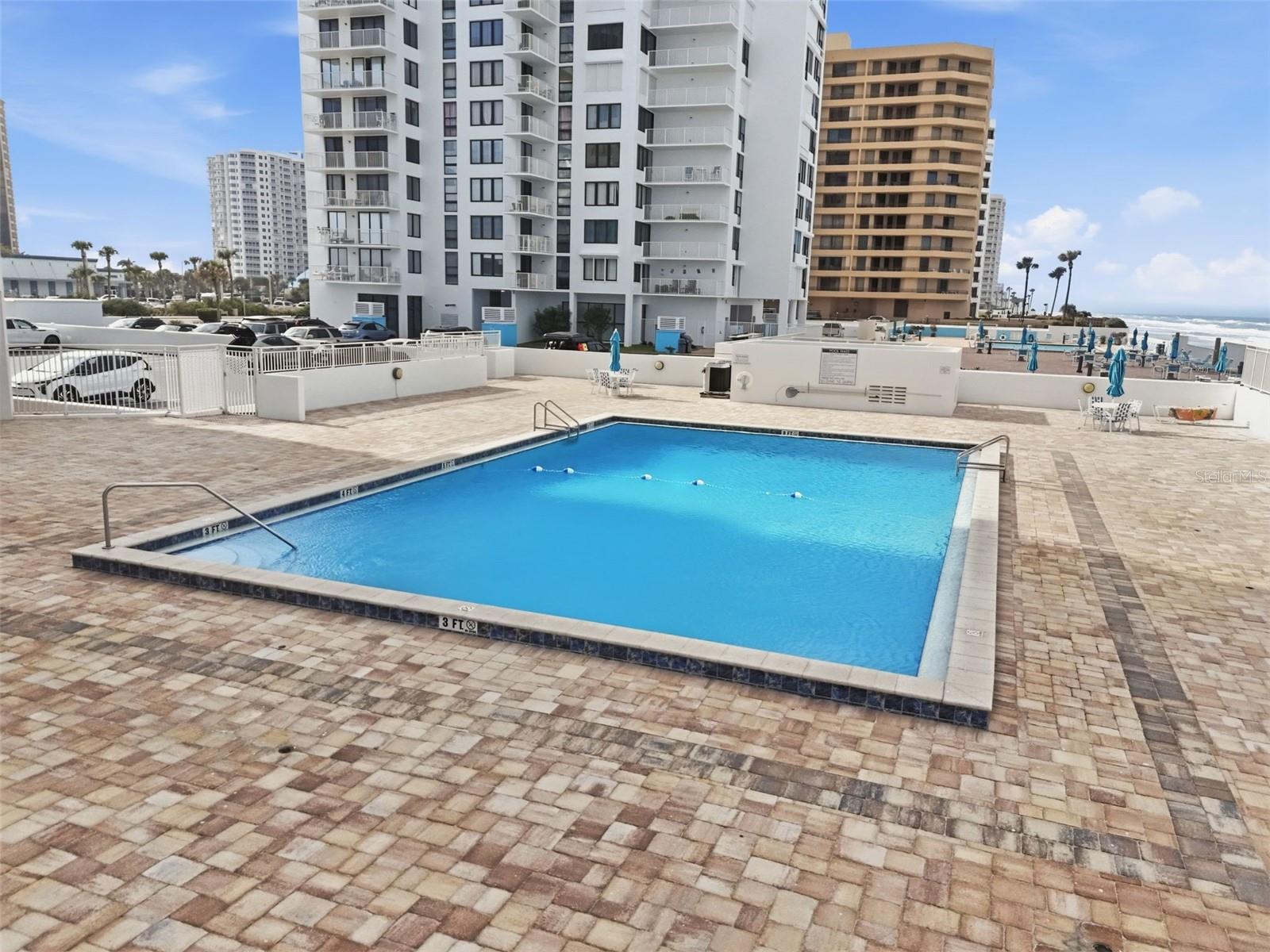 OCEAN 01 CONDO - Residential