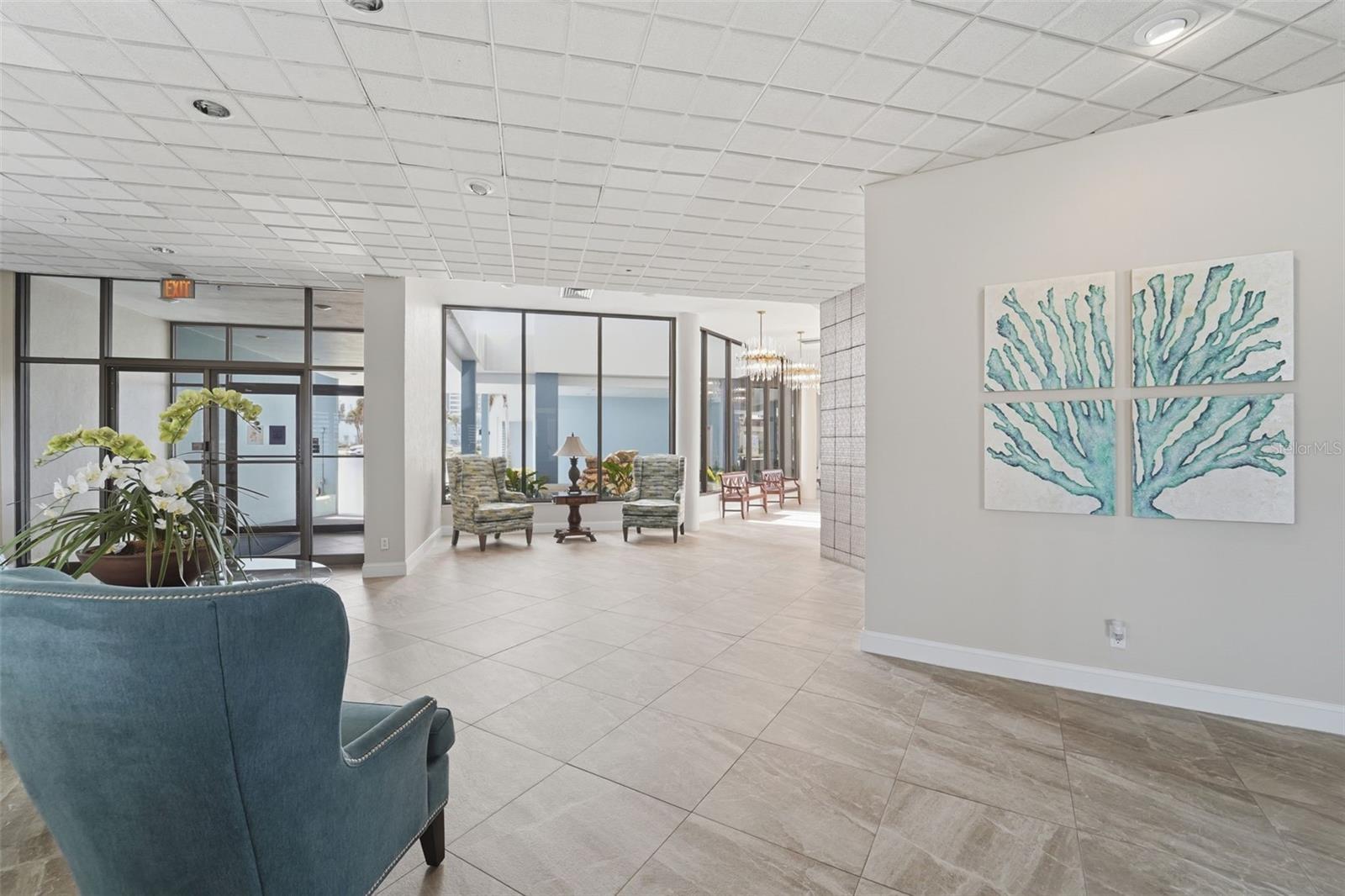 OCEAN 01 CONDO - Residential