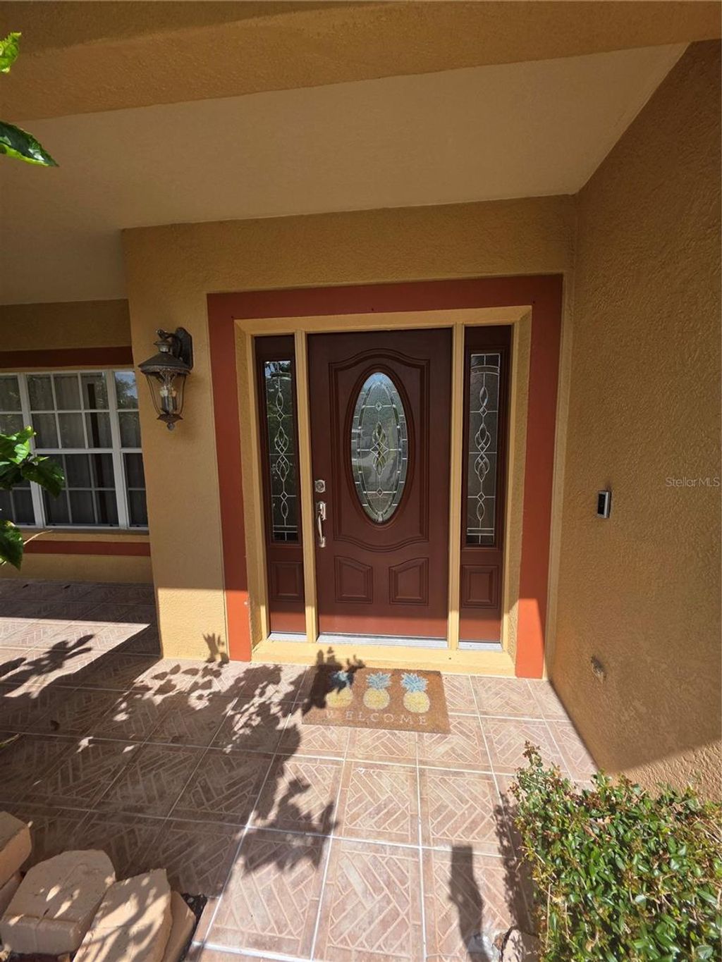 Photo of 1690 Meadow Oak Lane, Tarpon Springs, FL 34689 (MLS # TB8505114)