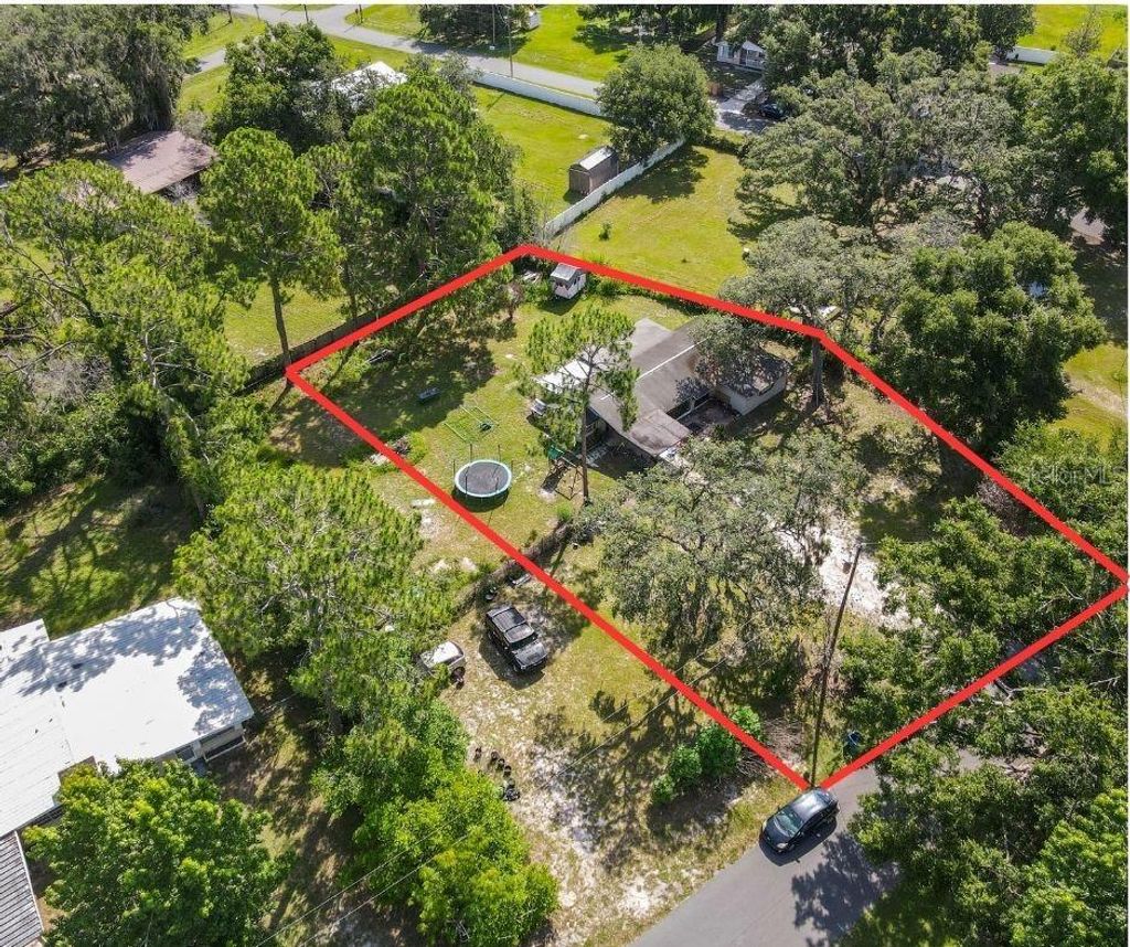 Photo of 34781 Gardenia Way, Dade City, FL 33523 (MLS # TB8400356)