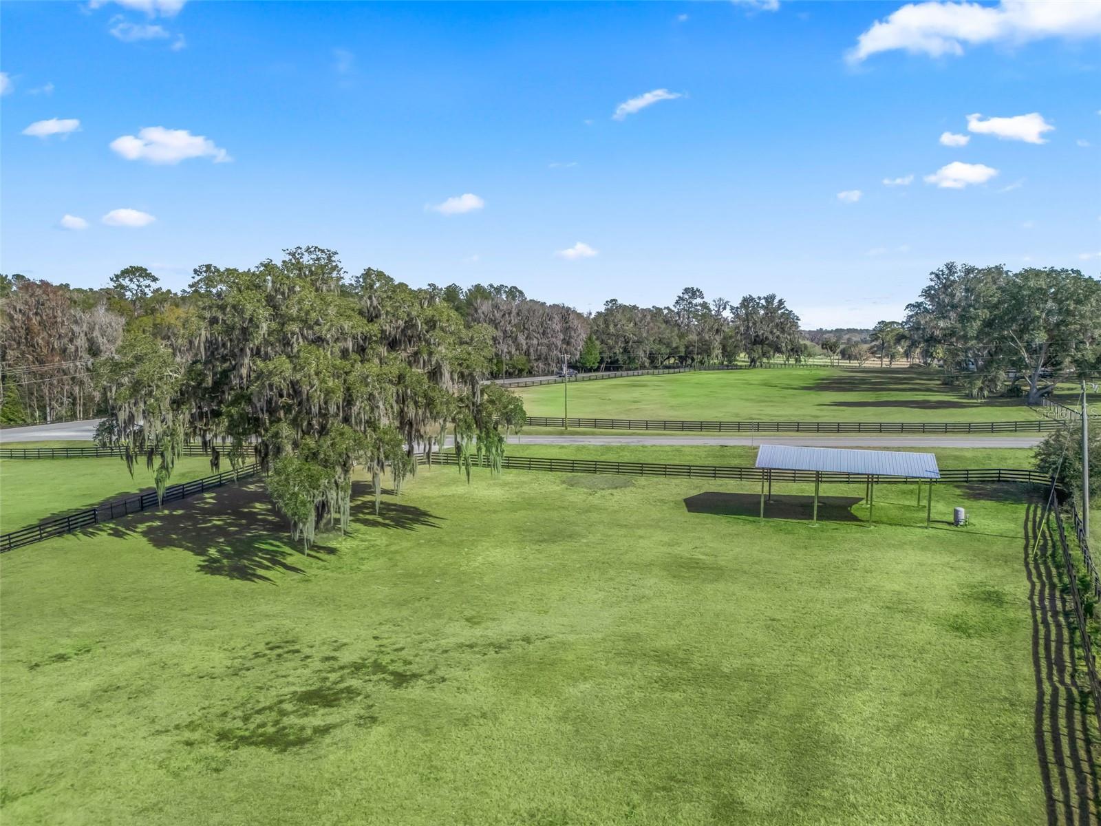 BENEDICT HEIGHTS - Land