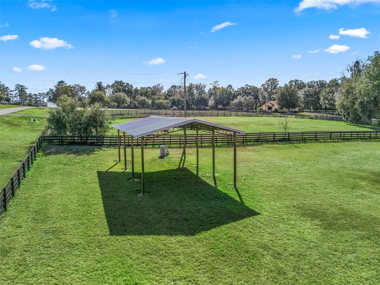 BENEDICT HEIGHTS - Land