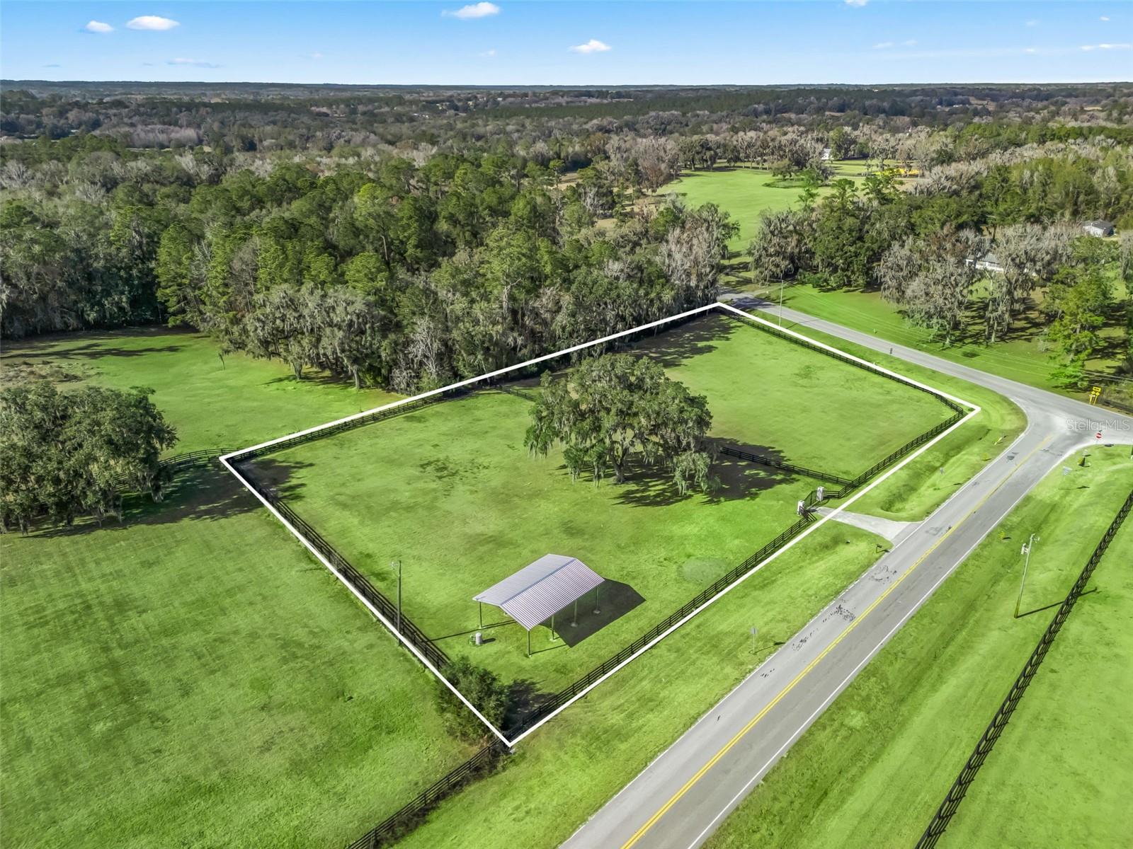 BENEDICT HEIGHTS - Land