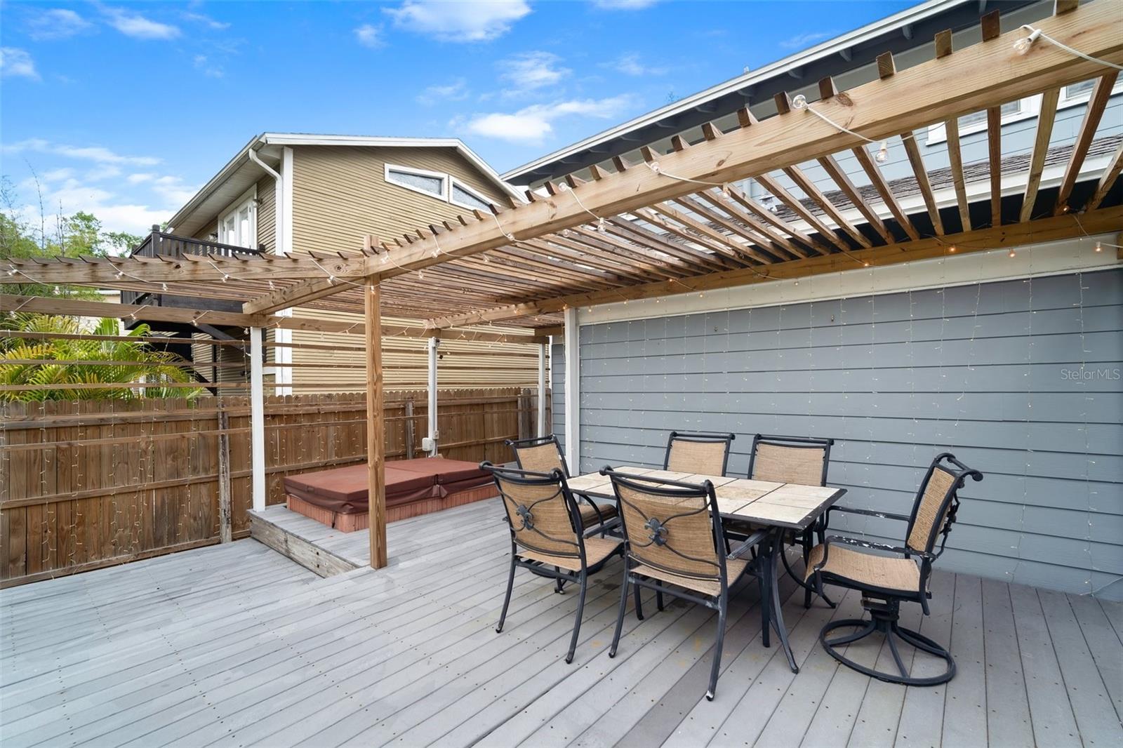 IDLEWILD ON THE HILLSBOROUGH - Residential